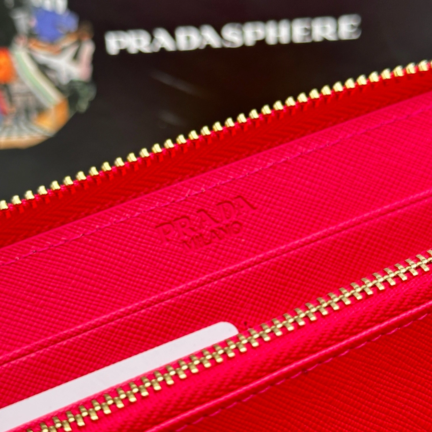 Breathable 9992 Prada AAA Quality Wallets For Women