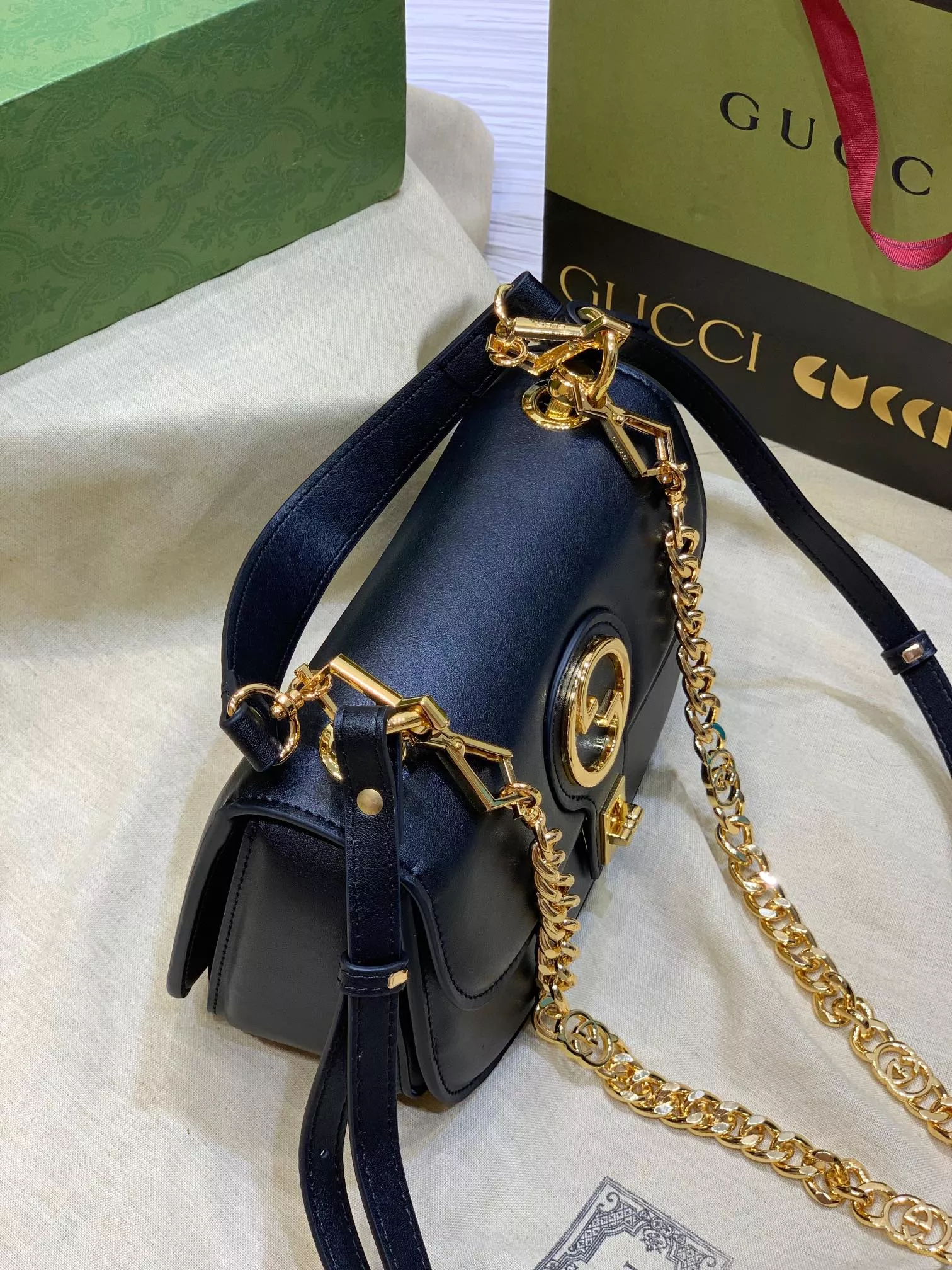 Bright 1223 Gucci AAA Quality Messenger Bags For Women