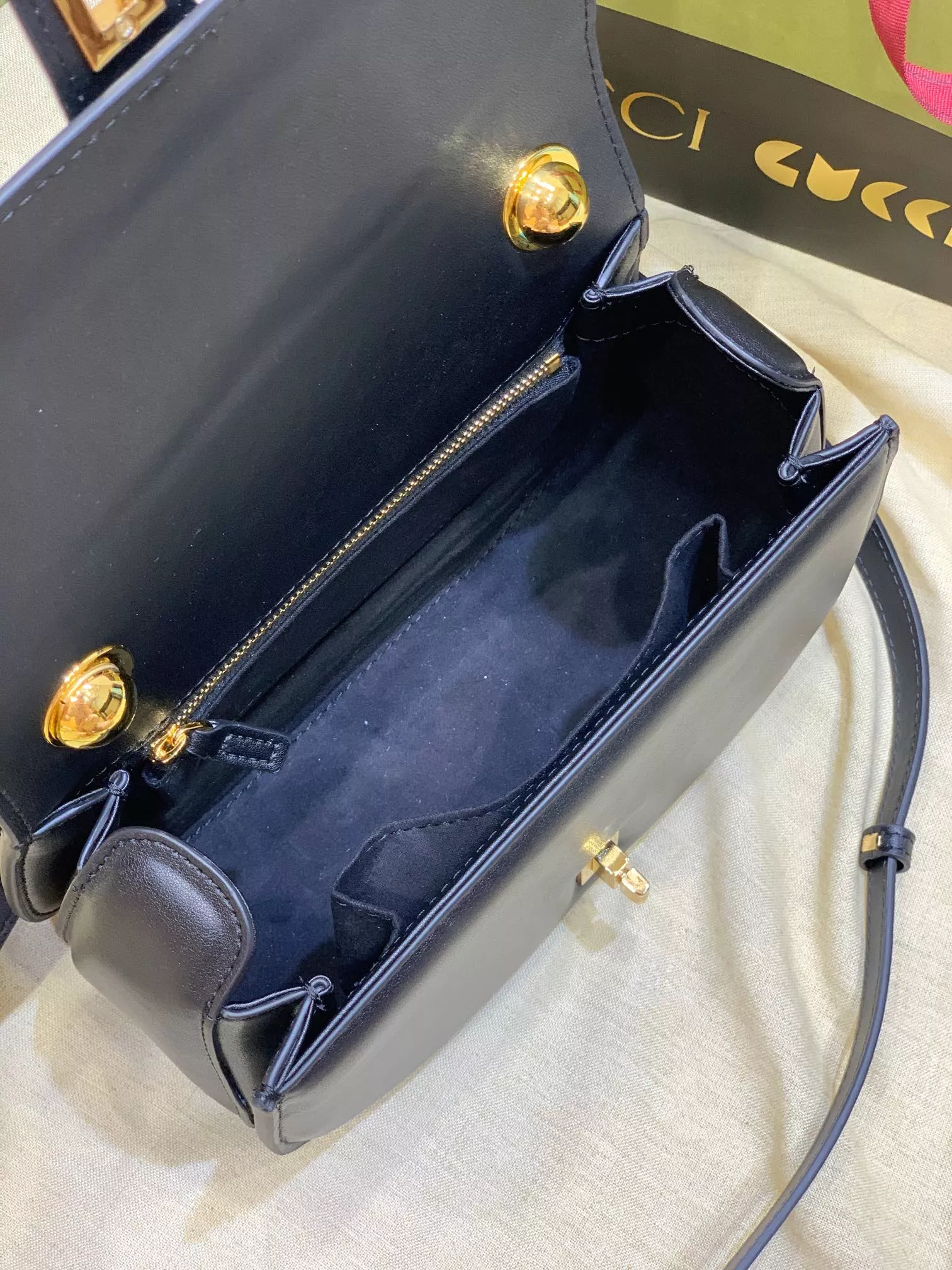 Bright 1223 Gucci AAA Quality Messenger Bags For Women