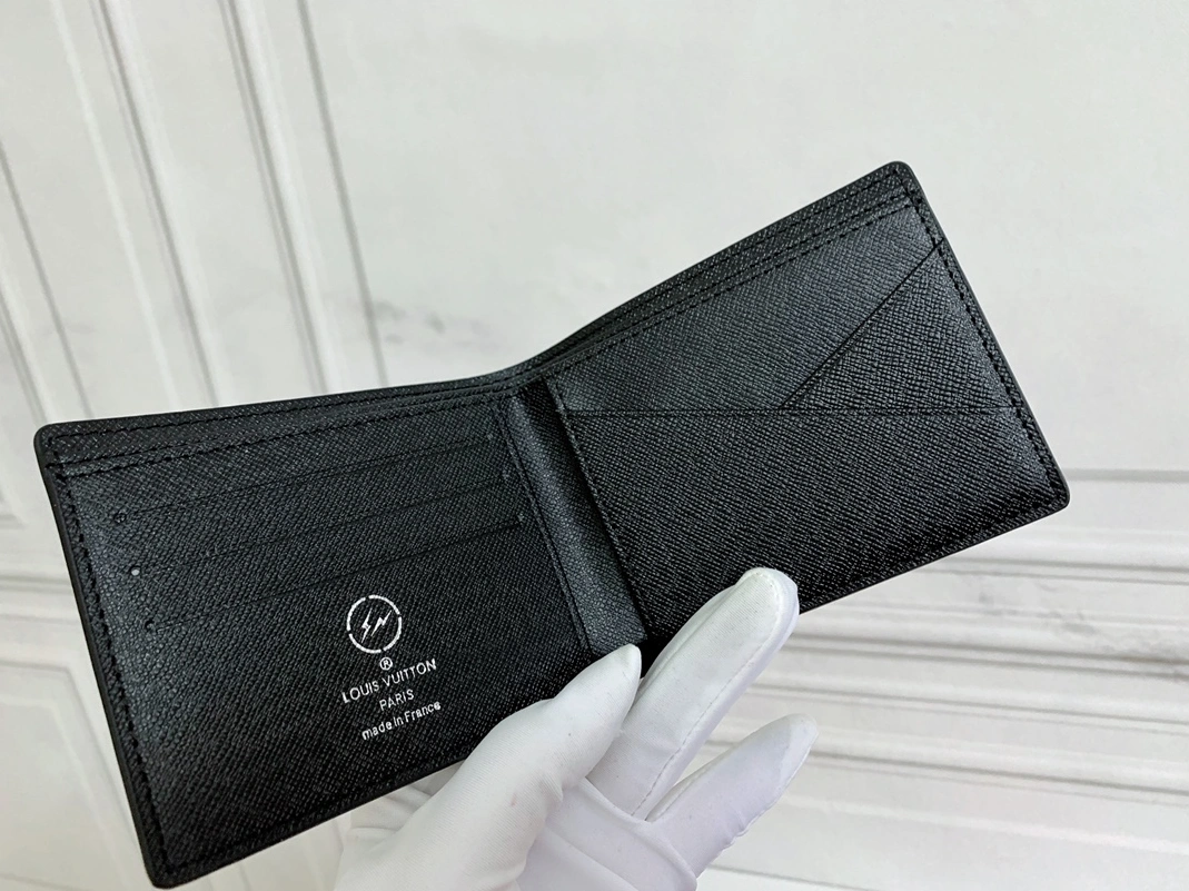 Bright 1246 Louis Vuitton LV Wallets For Unisex
