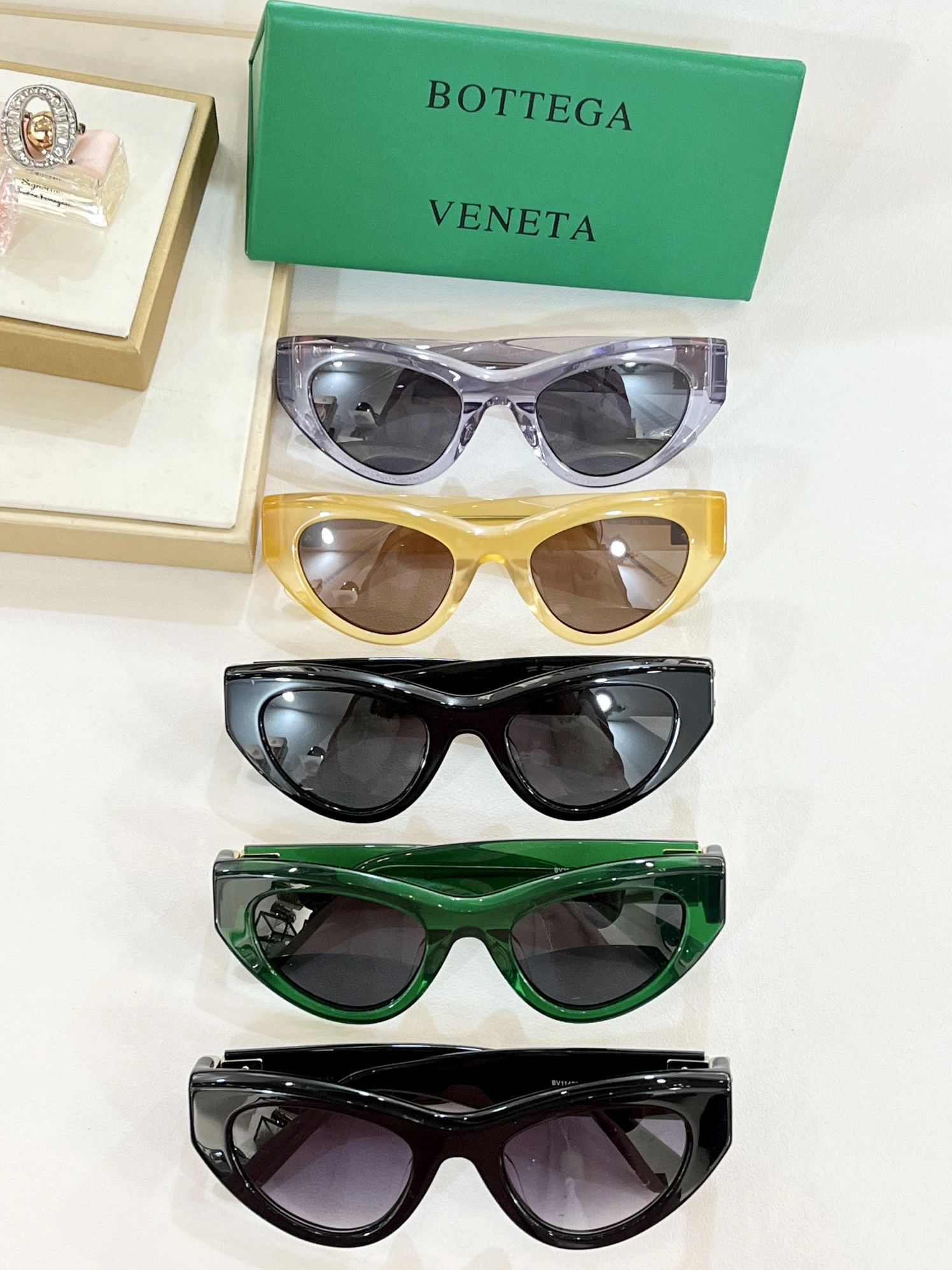 Bright 142 Bottega Veneta AAA Quality Sunglasses