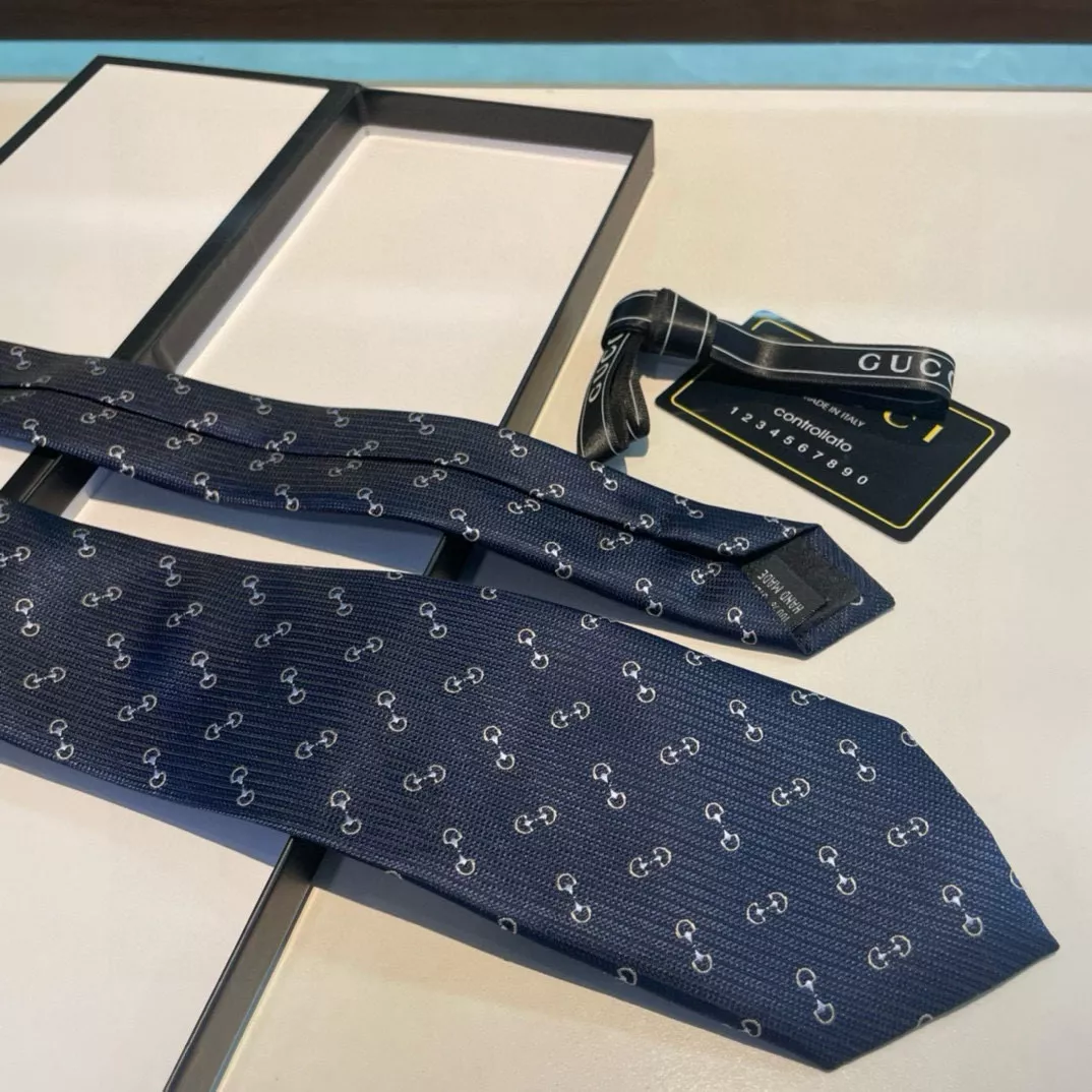 Bright 145 Gucci Necktie