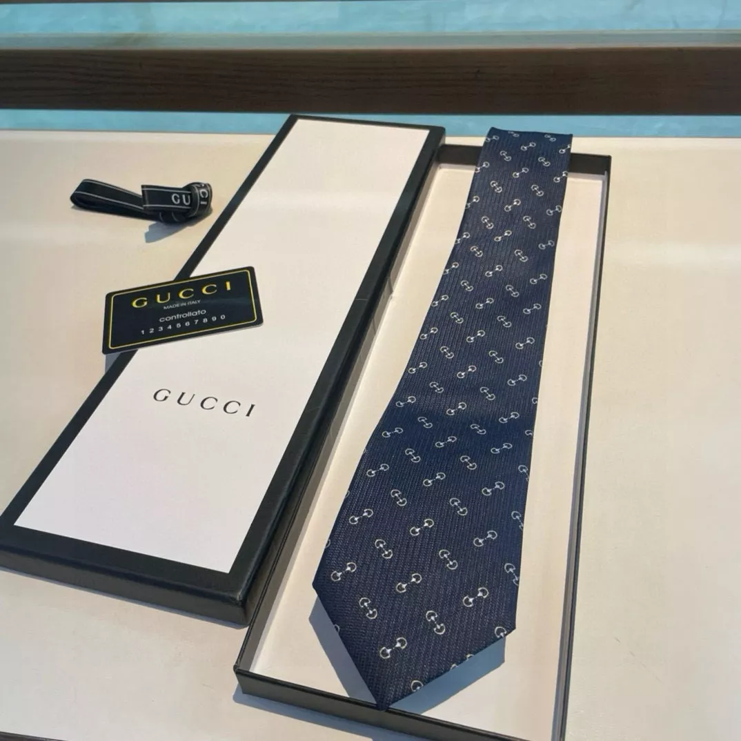 Bright 145 Gucci Necktie