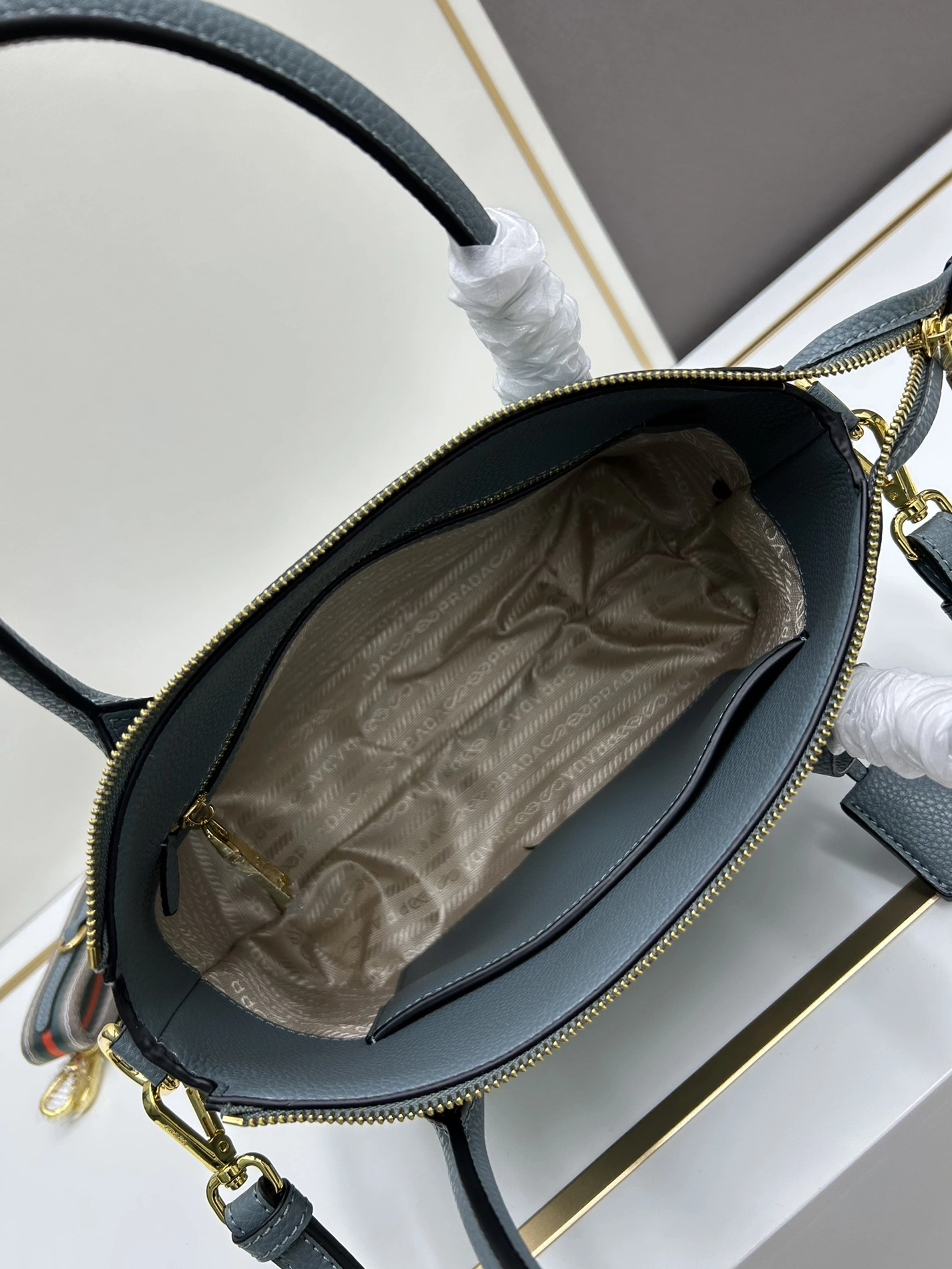 Bright 154 Prada AAA Quality Handbags For Women