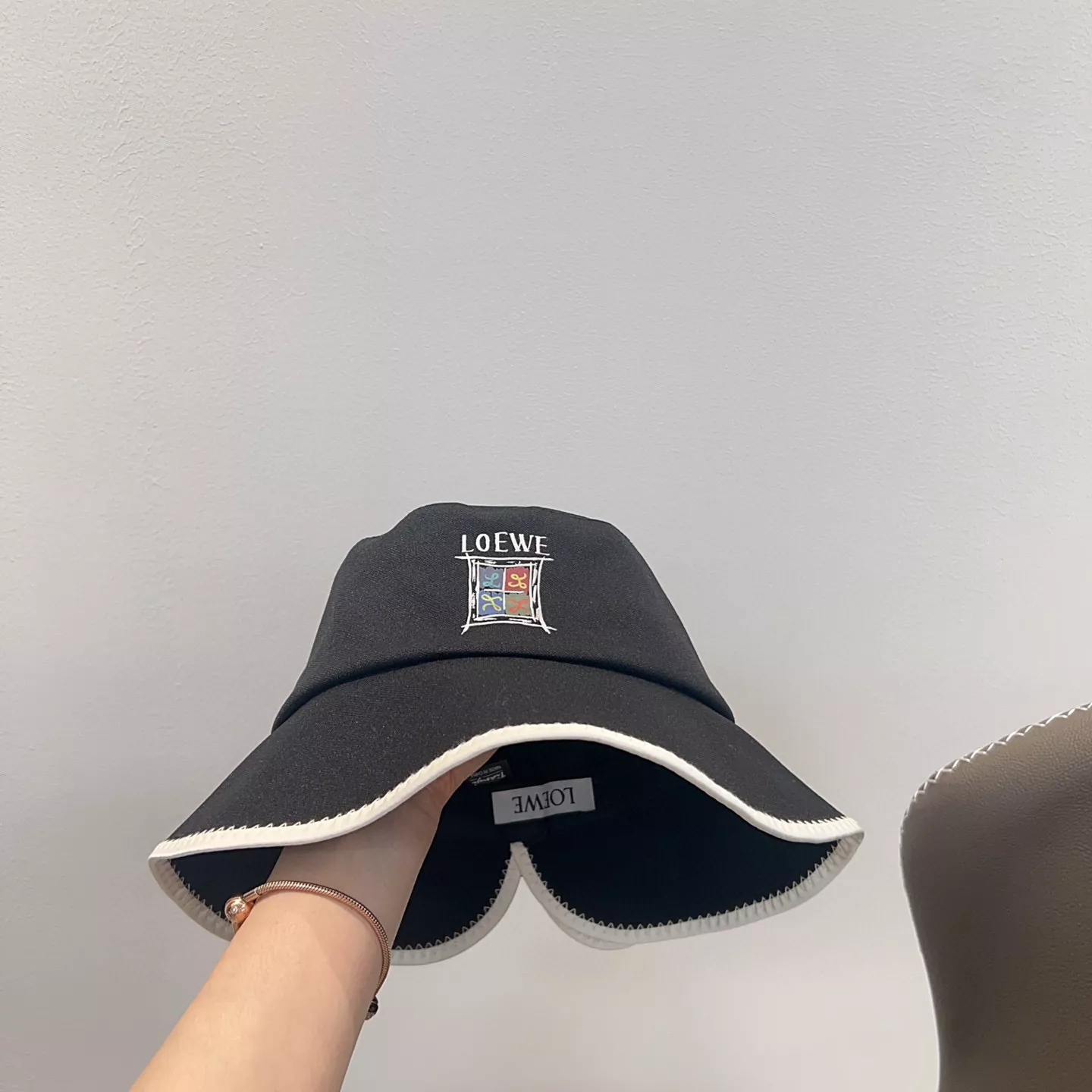 Bright 1545 LOEWE Caps
