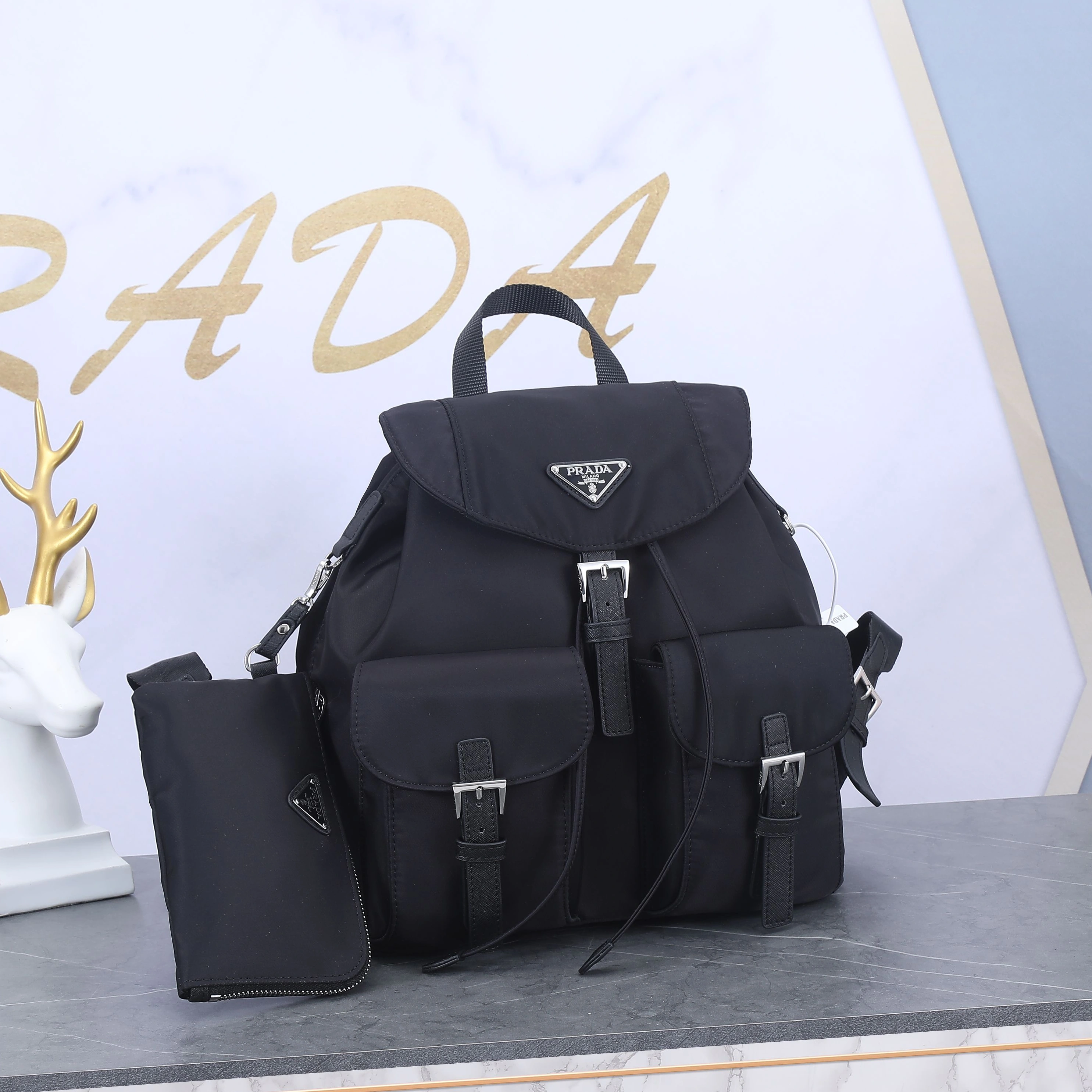 Bright 1546 Prada AAA Man Backpacks