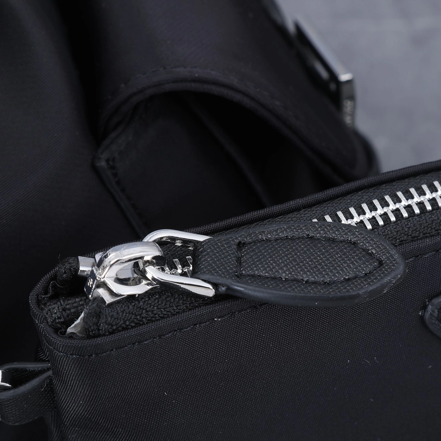 Bright 1546 Prada AAA Man Backpacks