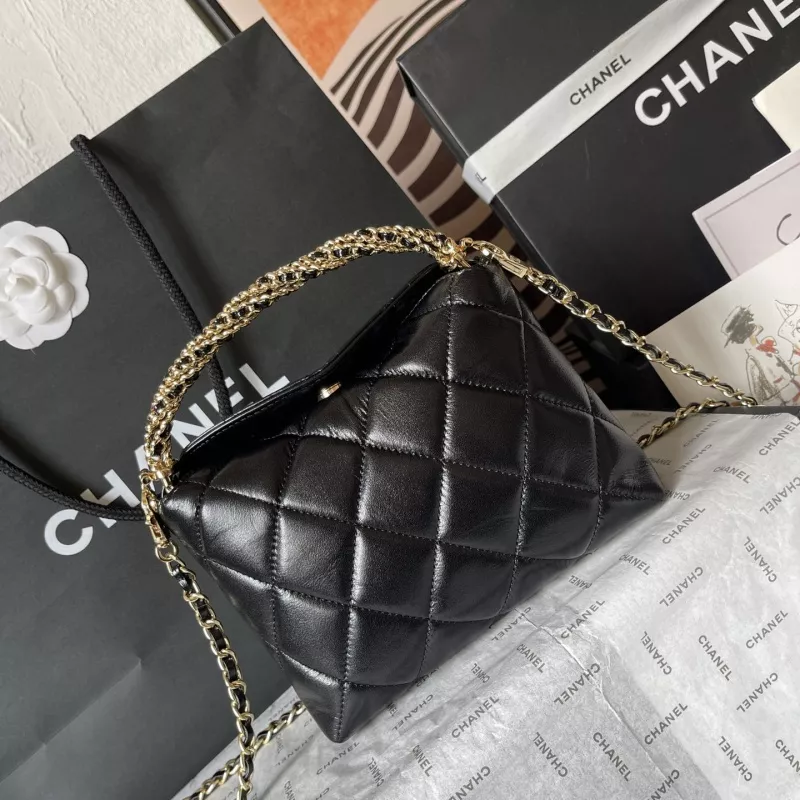 Bright 1629 Chanel AAA Quality Messenger Bags For Women