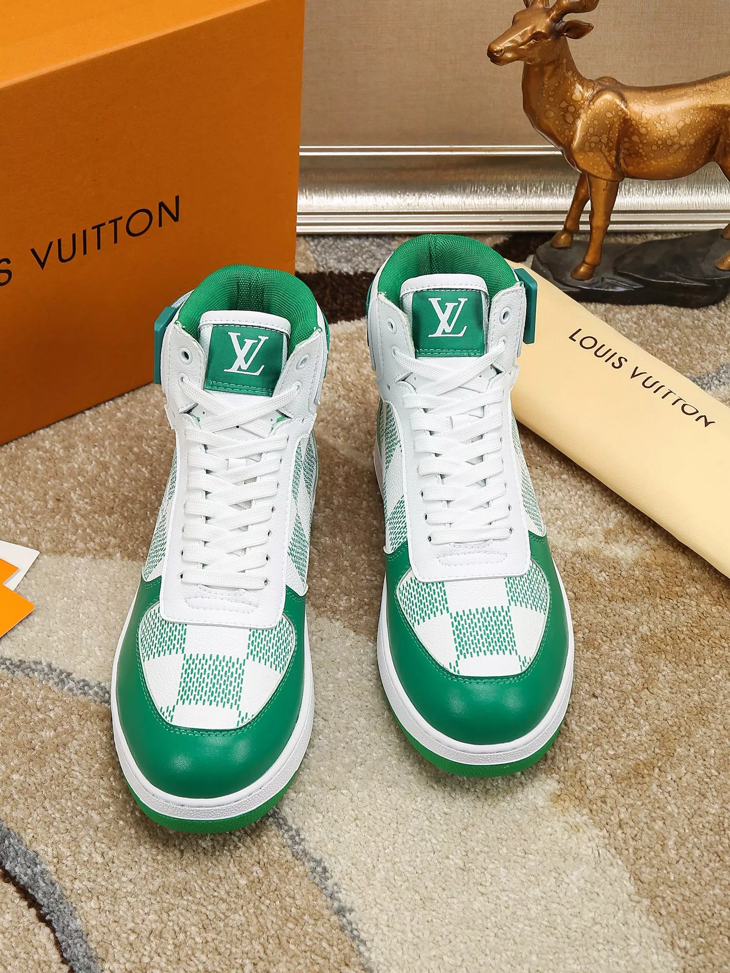 Bright 1660 Louis Vuitton High Tops Shoes For Men