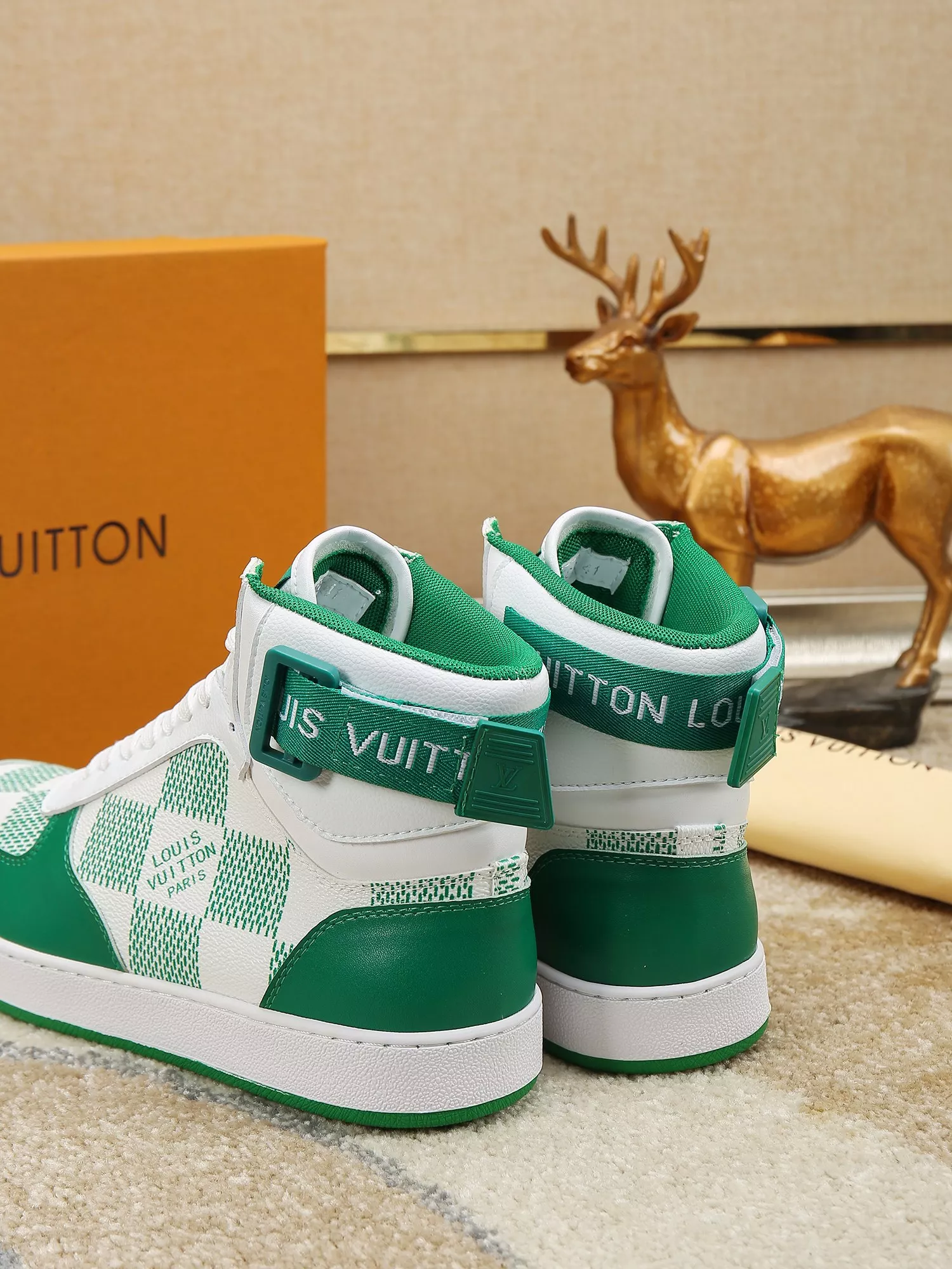 Bright 1660 Louis Vuitton High Tops Shoes For Men