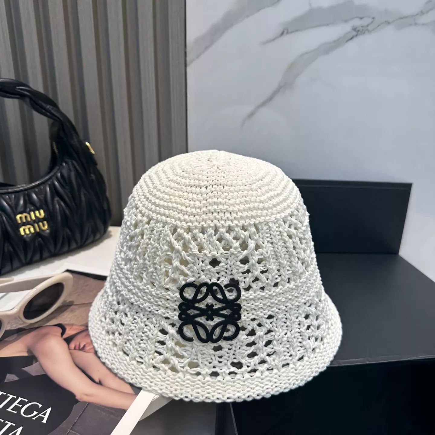 Bright 167 LOEWE Caps