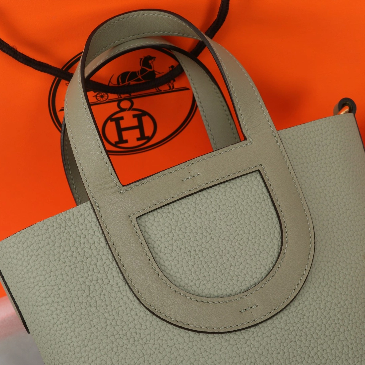 Bright 1785 Hermes AAA Quality Handbags In Gold For Women