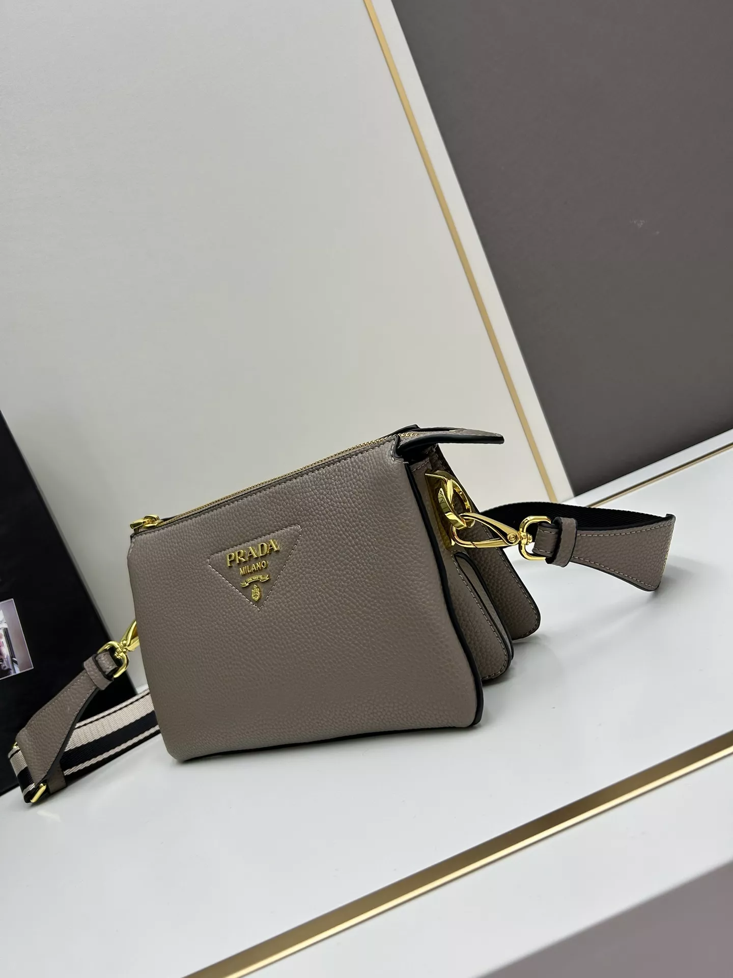 Bright 203 Prada AAA Quality Messenger Bags For Women
