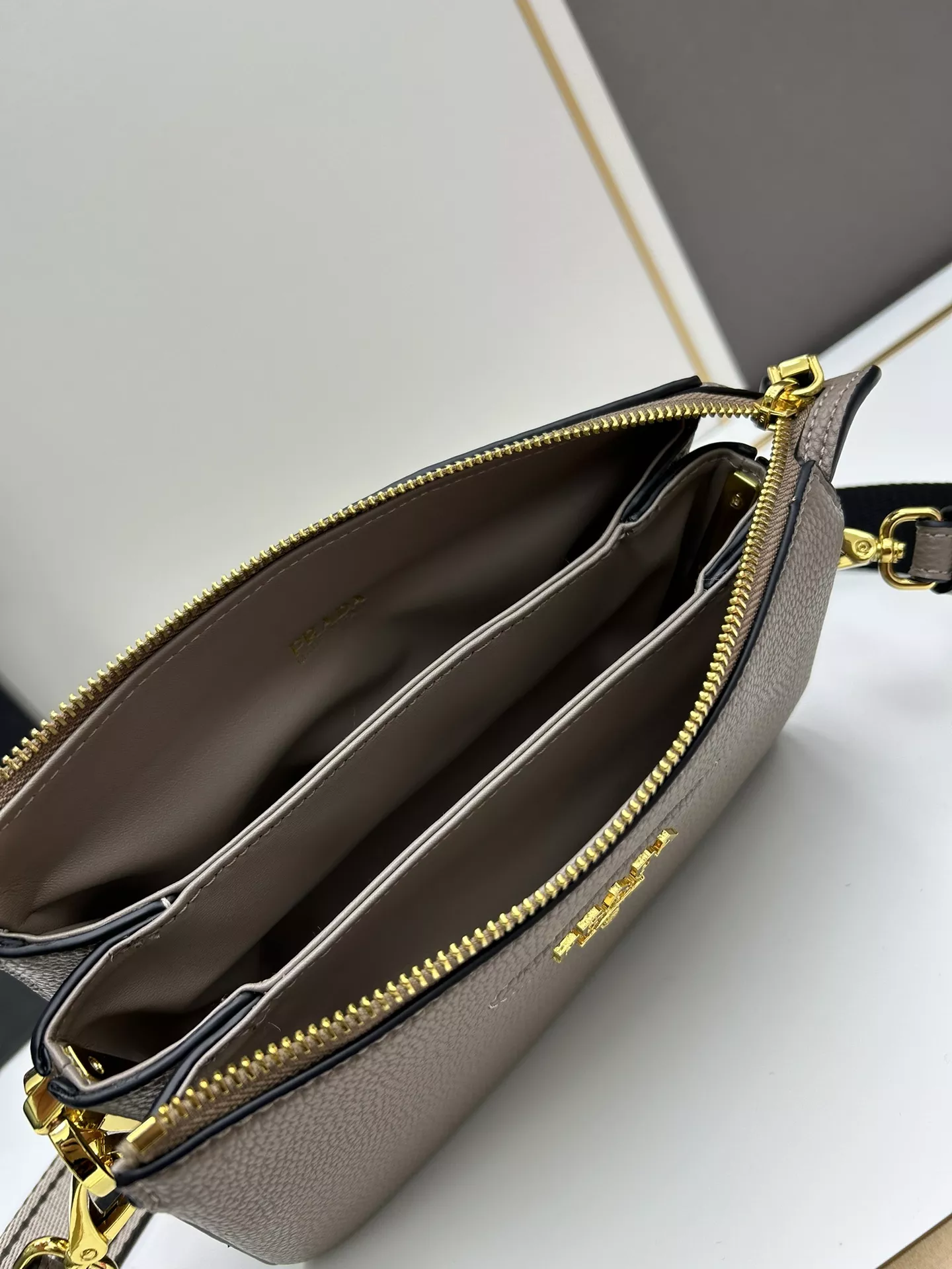 Bright 203 Prada AAA Quality Messenger Bags For Women