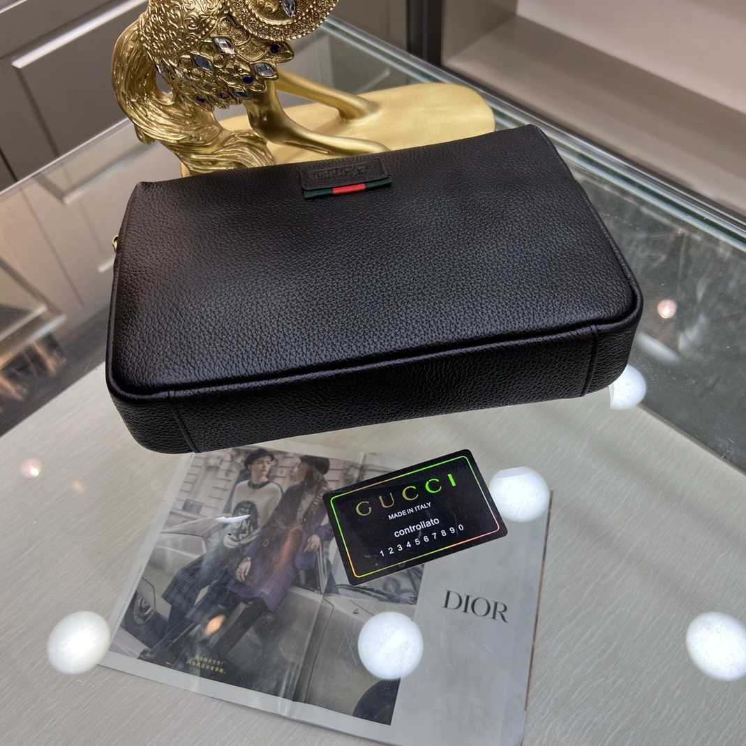 Bright 2064 Gucci AAA Man Wallets