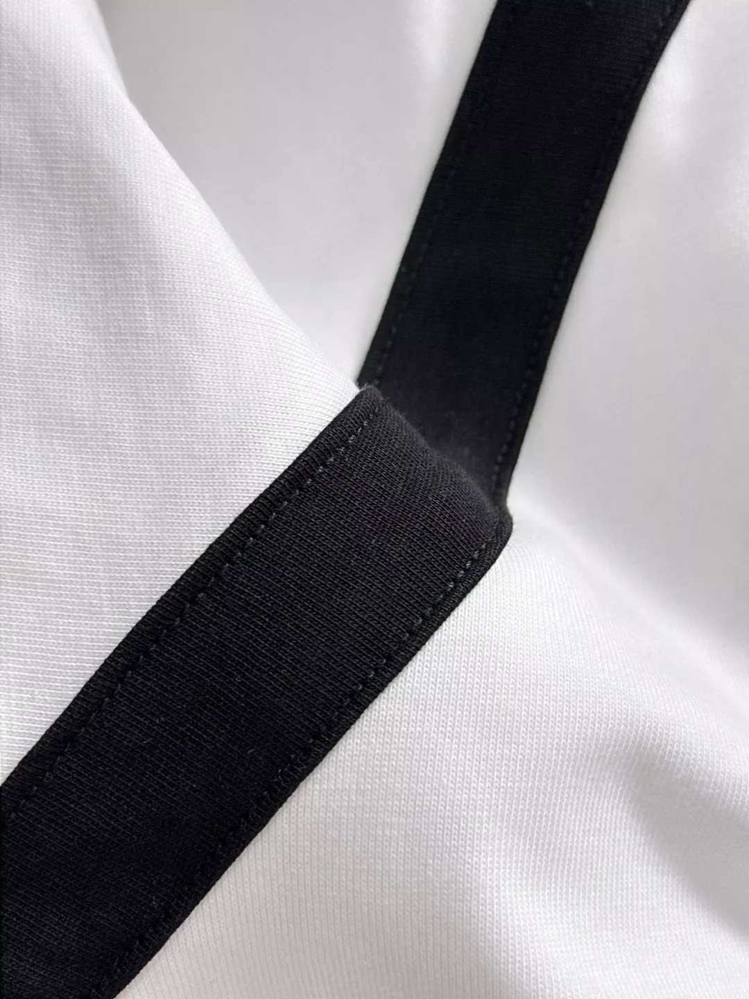 Bright 2332 Louis Vuitton LV T-Shirts Short Sleeved For Men