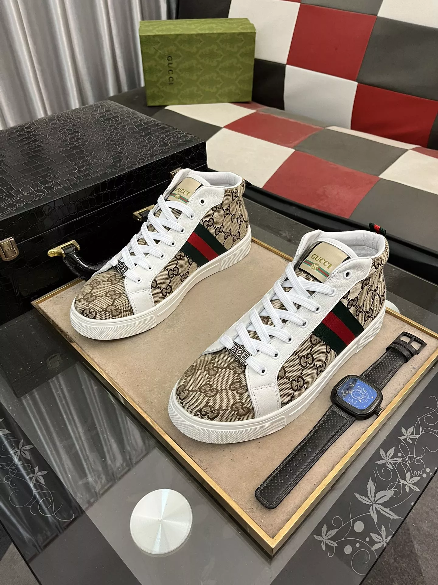 Bright 2364 Gucci High Tops Shoes For Men
