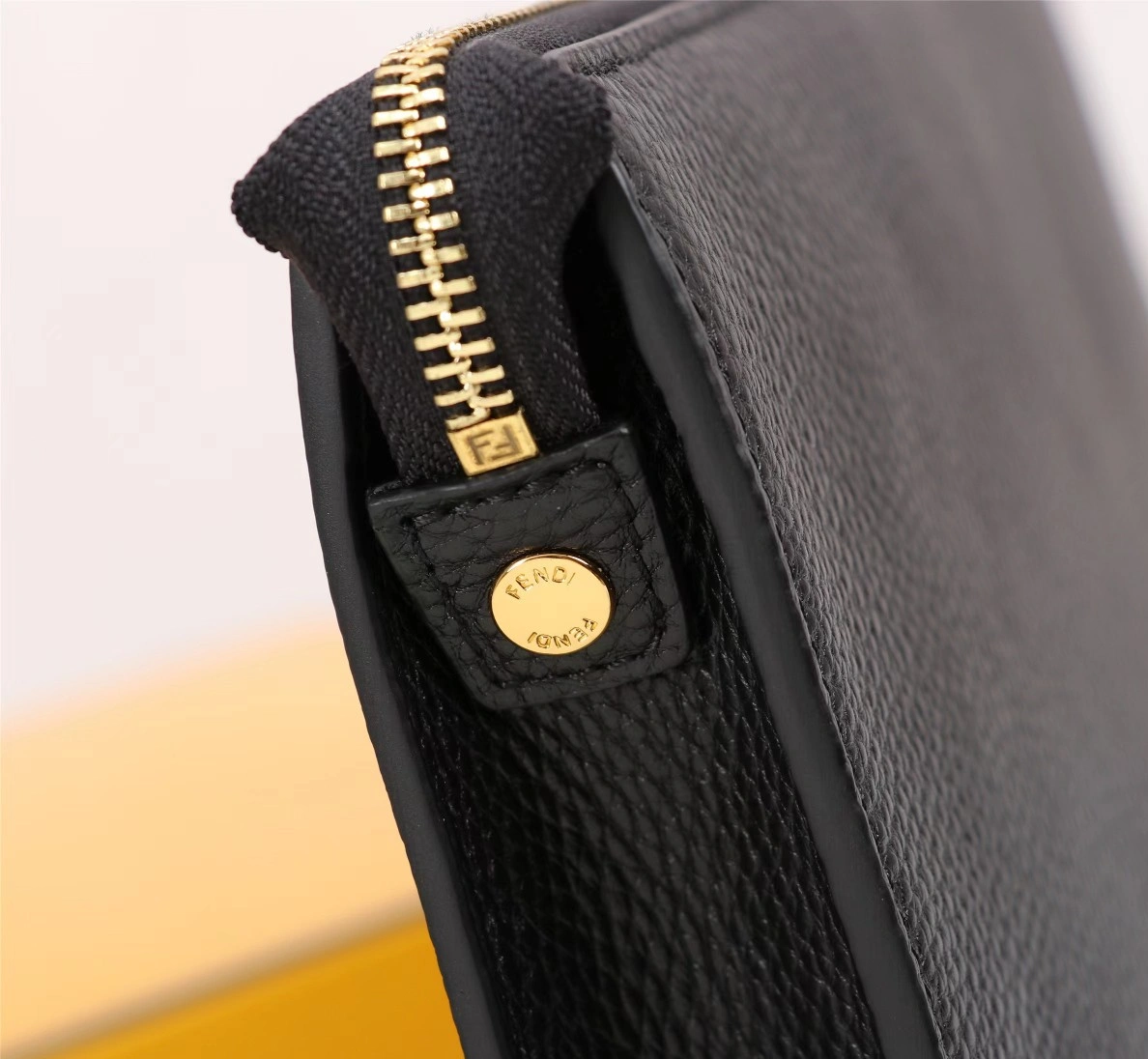 Bright 2526 Fendi AAA Man Wallets