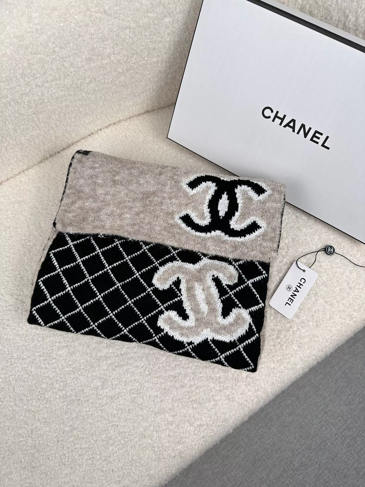 Bright 2532 Chanel Scarves For Women
