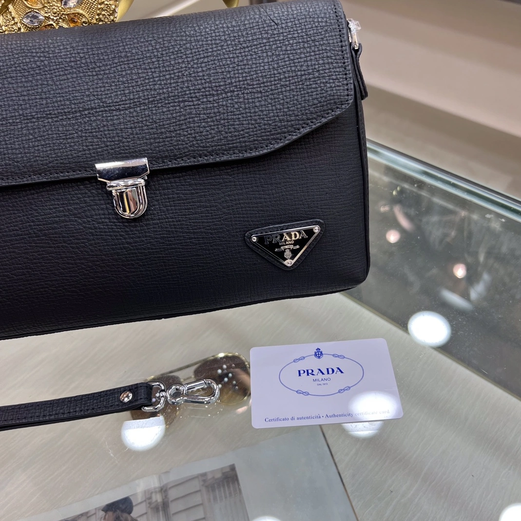 Bright 256 Prada AAA Man Wallets