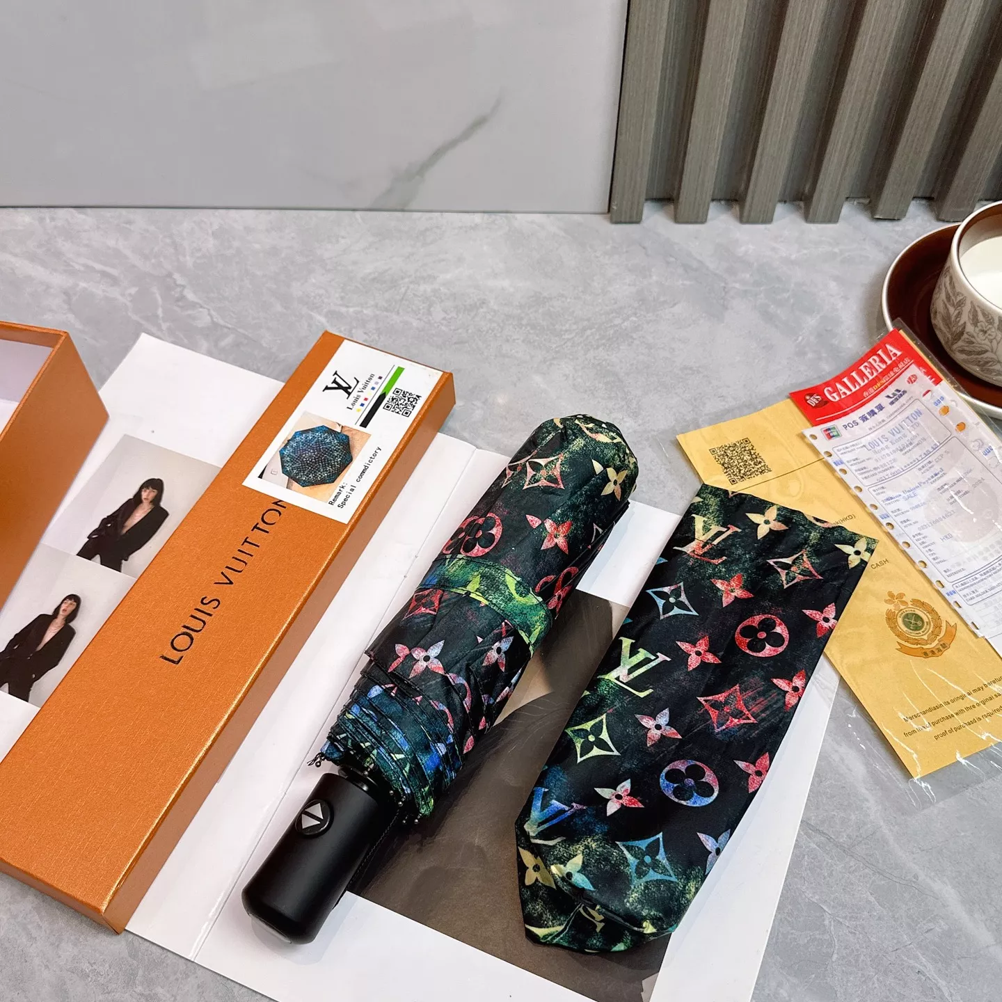 Bright 2671 Louis Vuitton Umbrellas