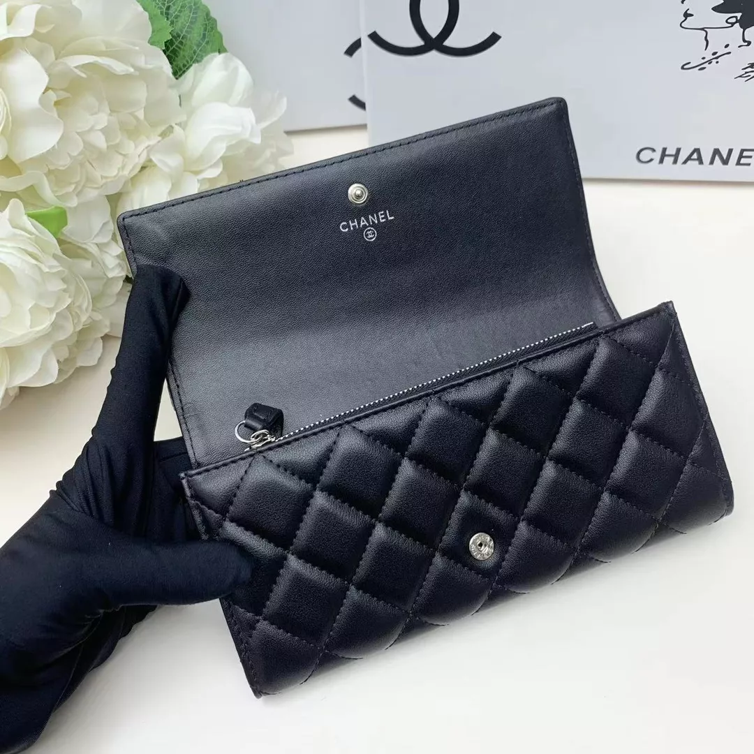 Bright 2864 Chanel Wallets