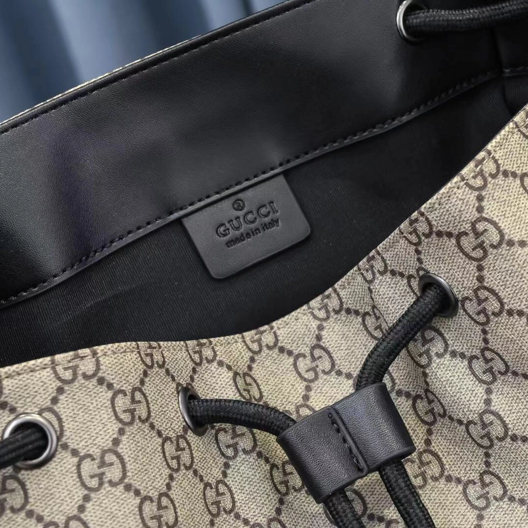 Bright 2873 Gucci AAA Man Backpacks