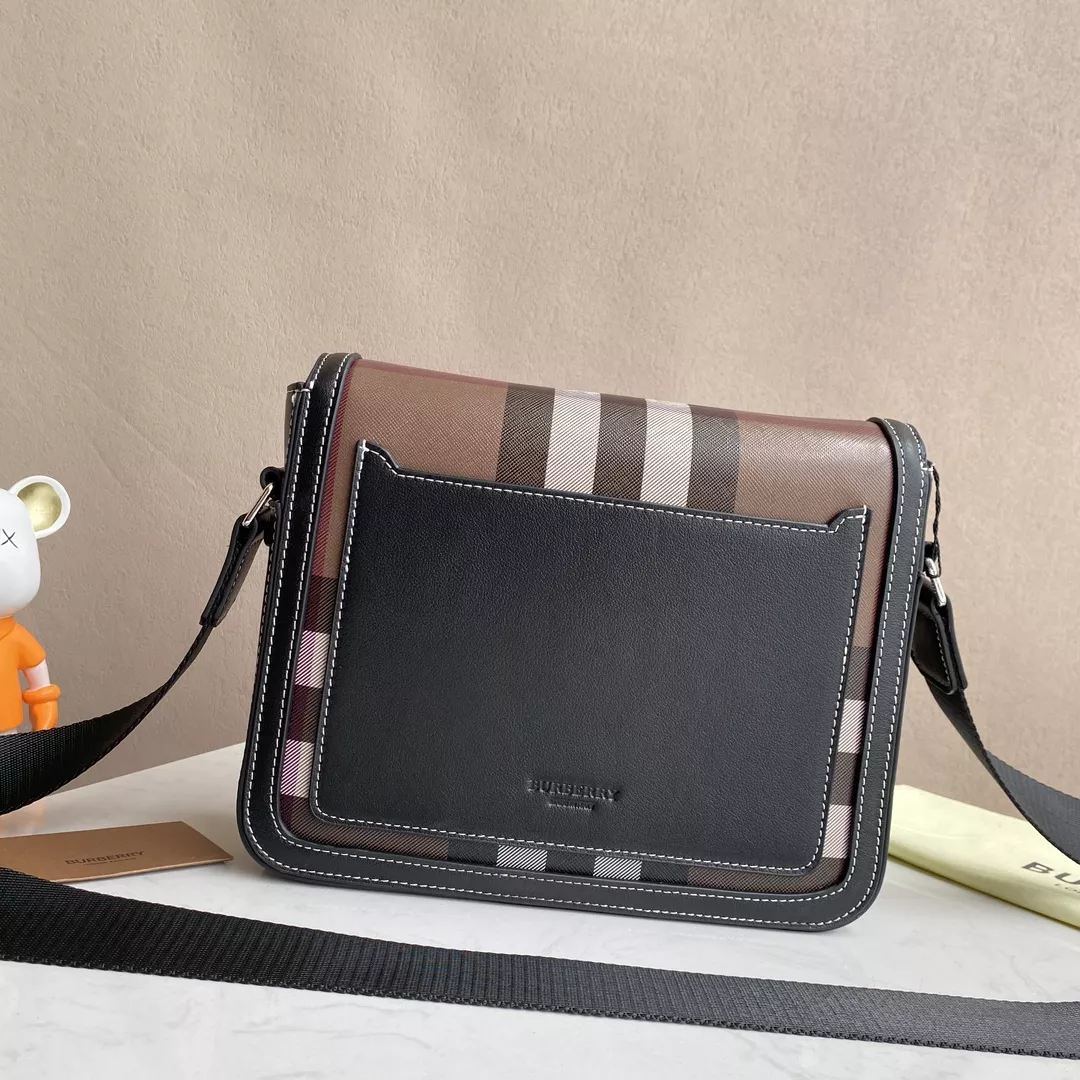 Bright 2960 Burberry AAA Man Messenger Bags