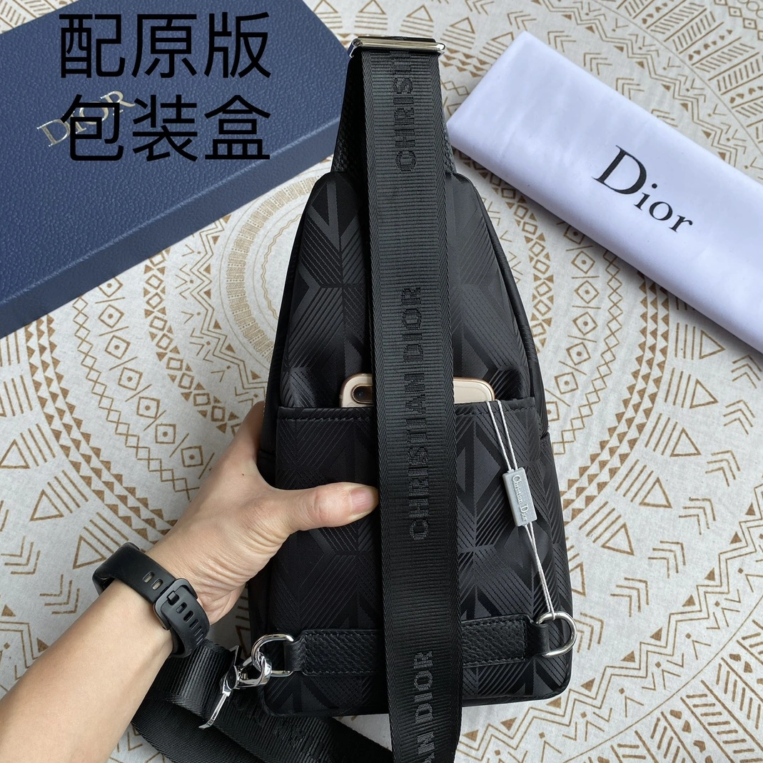 Bright 299 Christian Dior AAA Man Messenger Bags