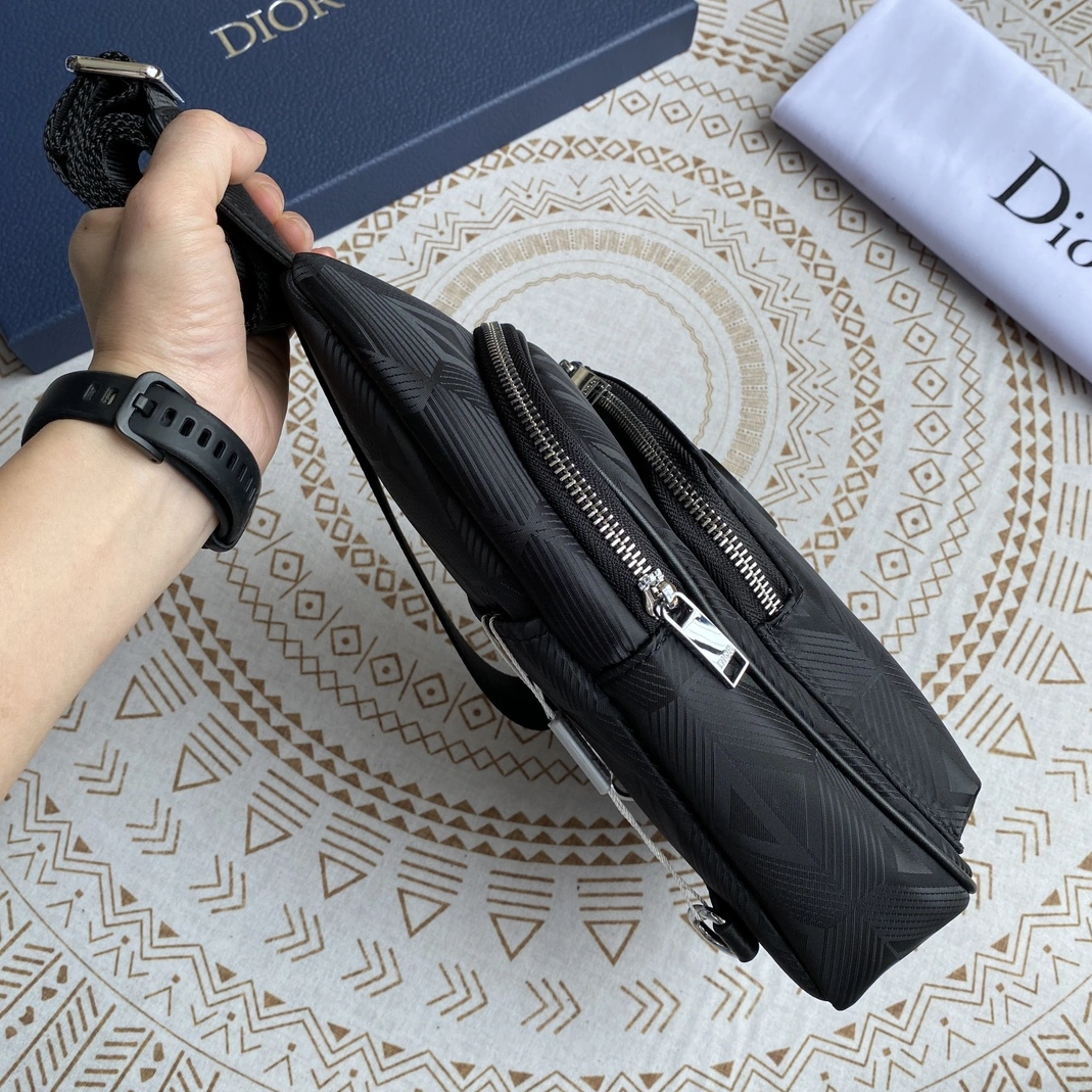 Bright 299 Christian Dior AAA Man Messenger Bags