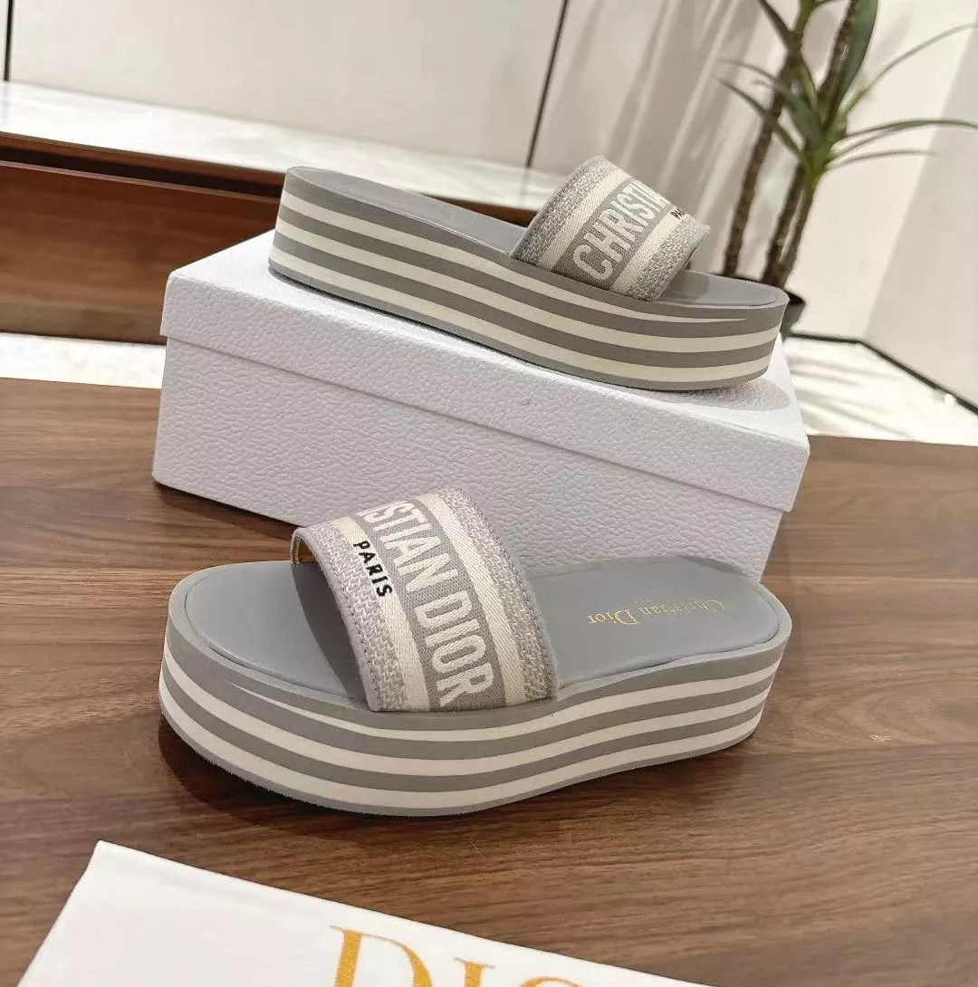 Bright 3000 Christian Dior Slippers For Women