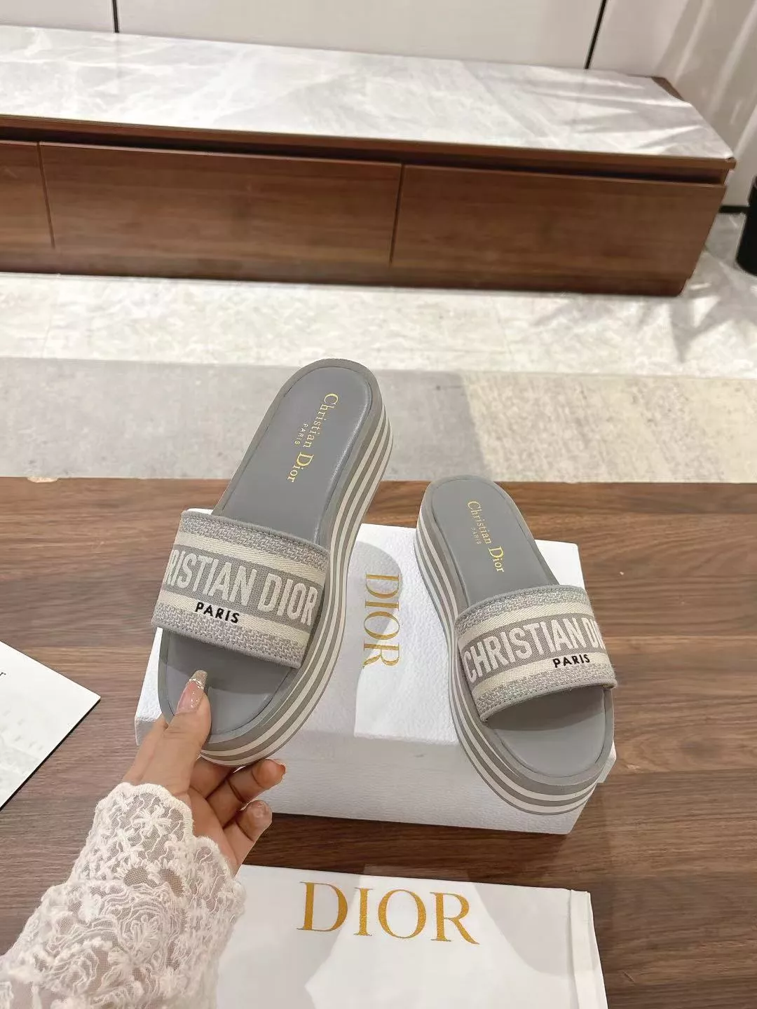 Bright 3000 Christian Dior Slippers For Women