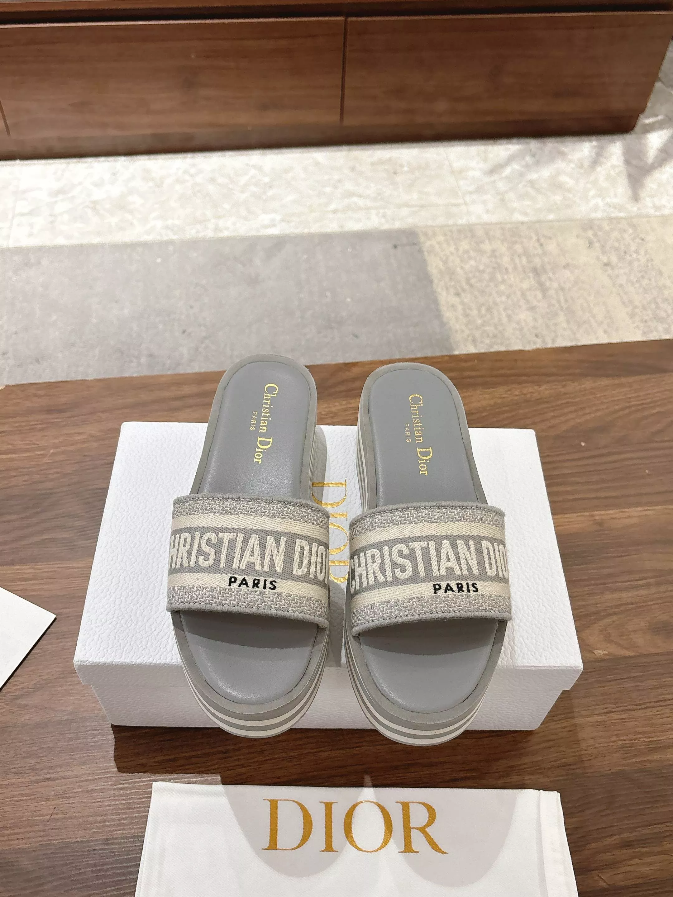 Bright 3000 Christian Dior Slippers For Women