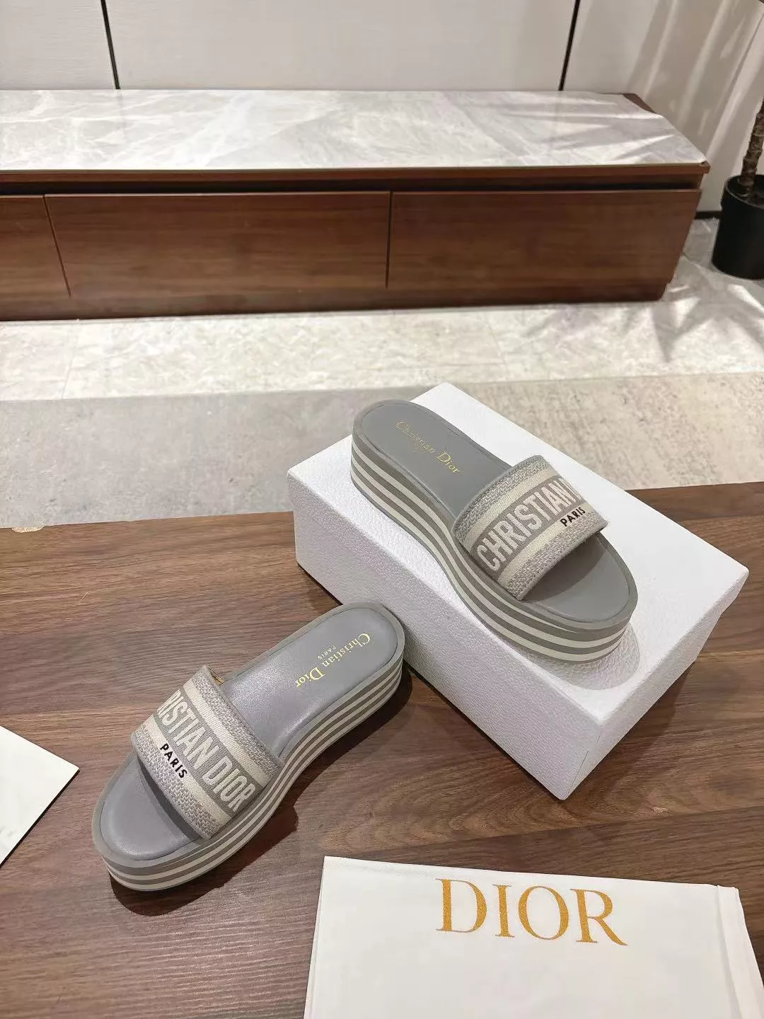 Bright 3000 Christian Dior Slippers For Women