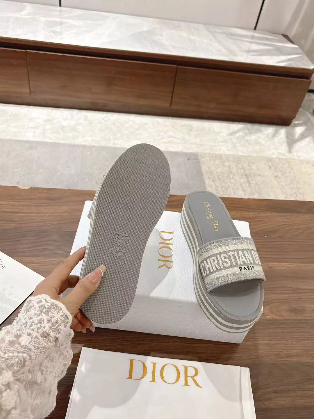 Bright 3000 Christian Dior Slippers For Women