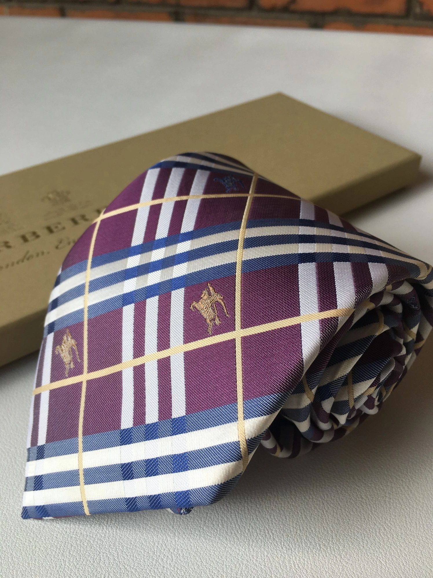 Bright 3048 Burberry Necktie For Men