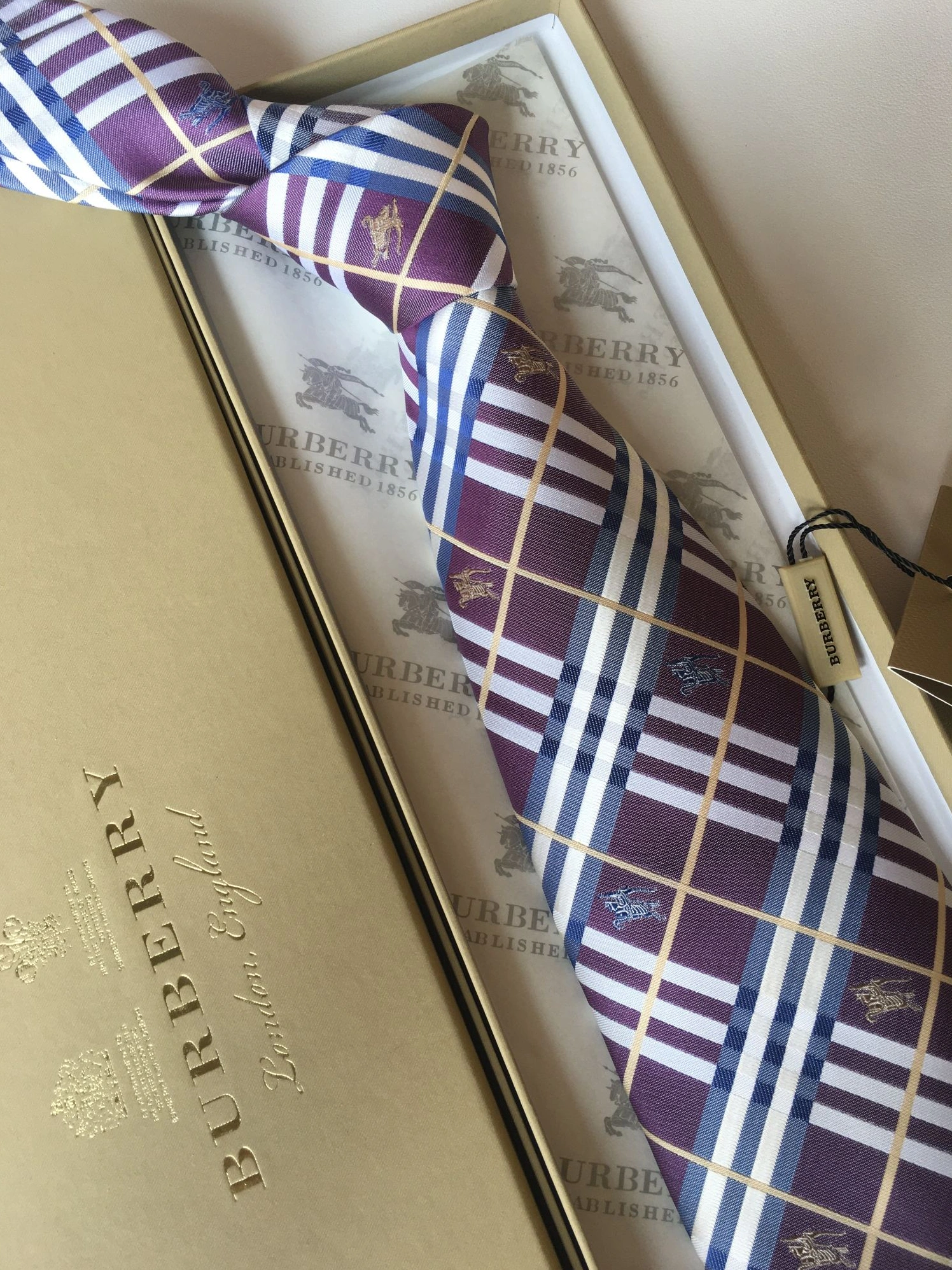 Bright 3048 Burberry Necktie For Men