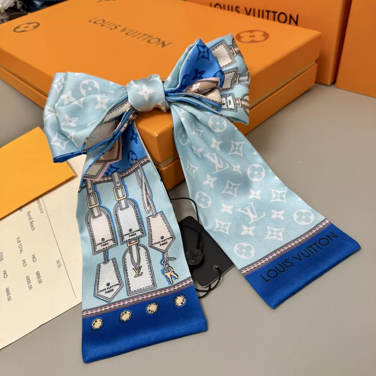 Bright 3068 Louis Vuitton Silk Scarf