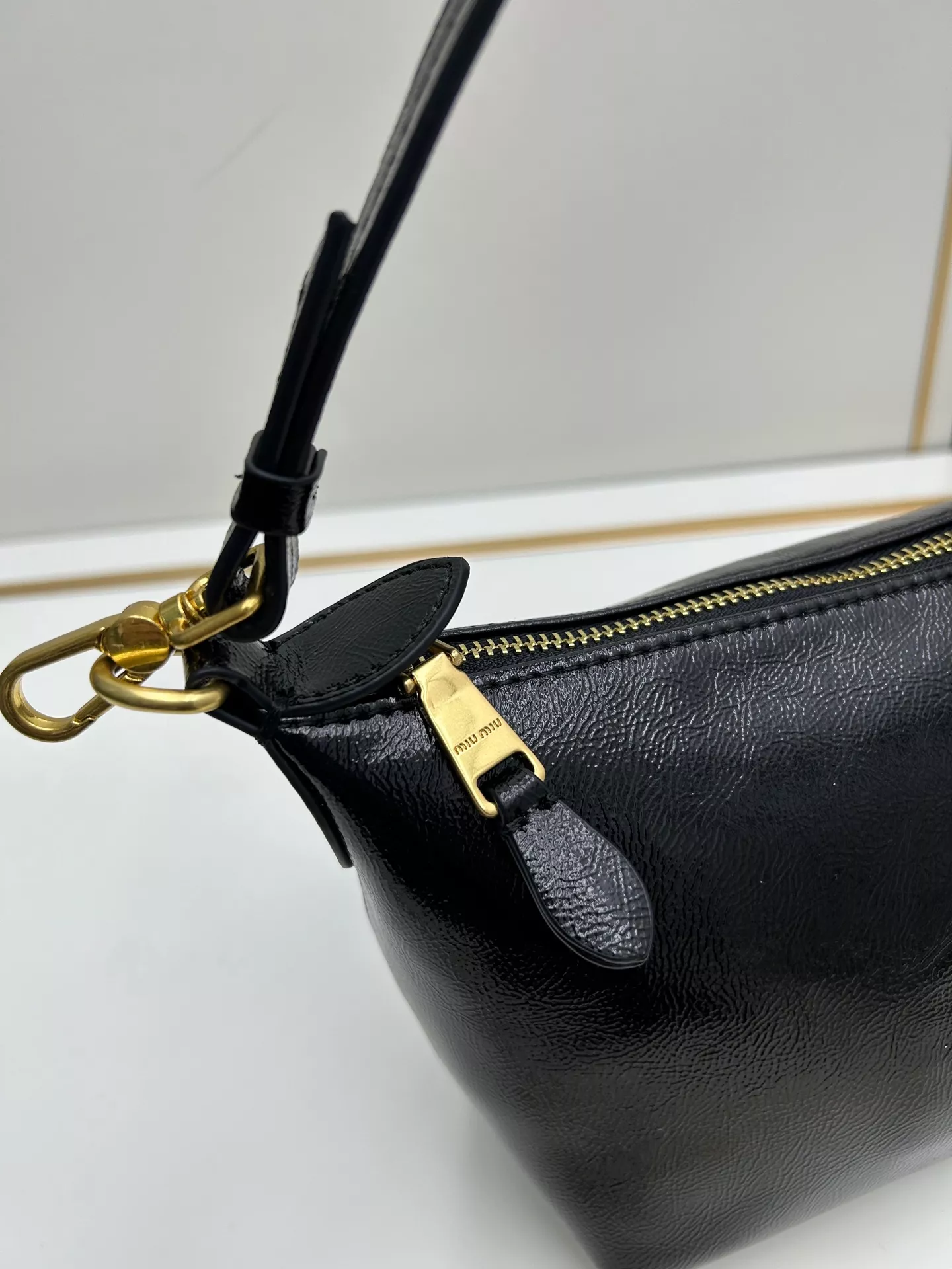 Bright 3190 MIU MIU AAA Quality Handbags For Women