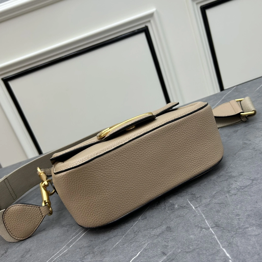 Bright 3255 Valentino AAA Quality Messenger Bags For Women