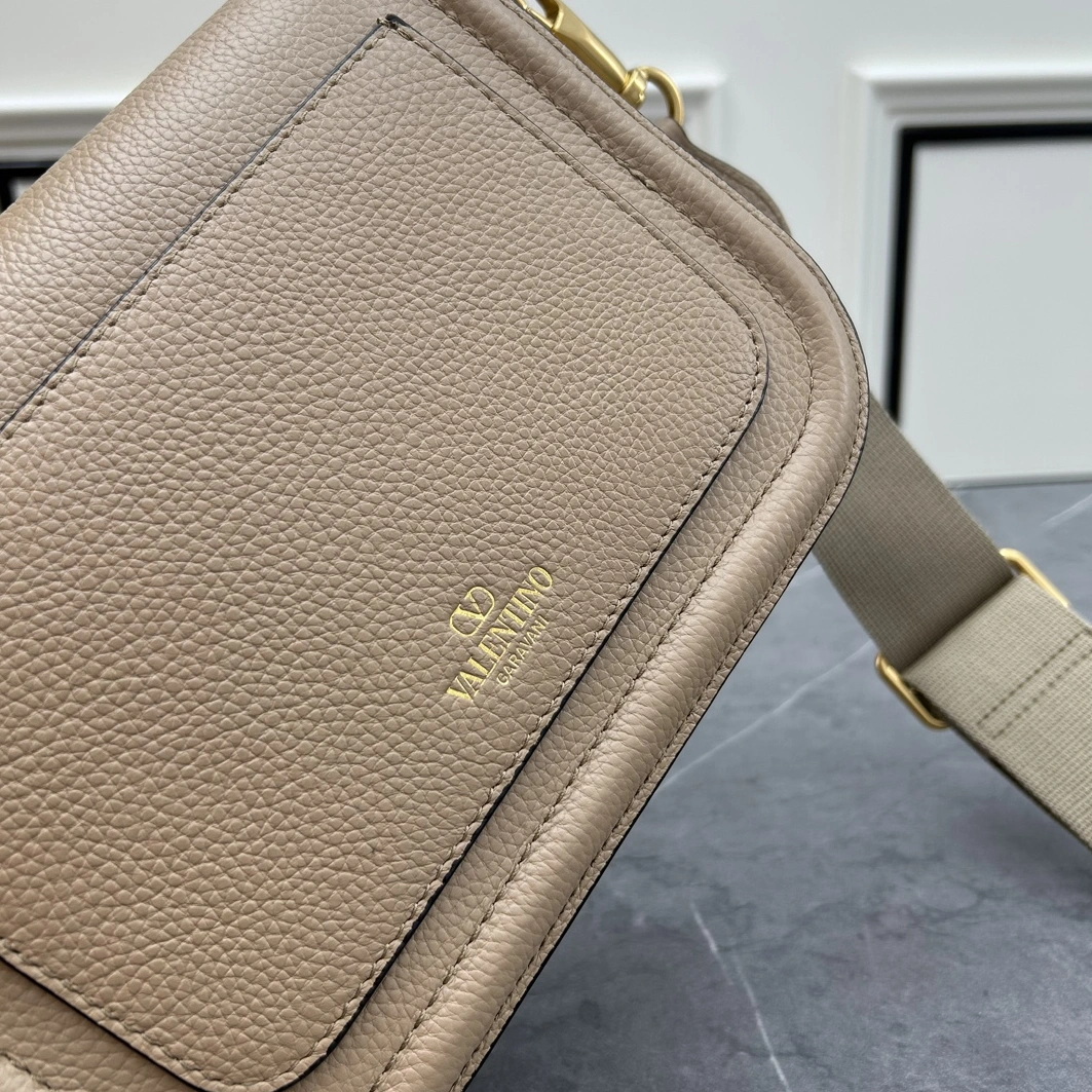 Bright 3255 Valentino AAA Quality Messenger Bags For Women