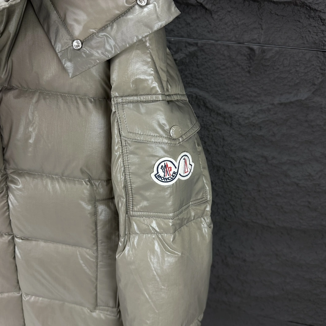 Bright 3421 Moncler Down Feather Coat Long Sleeved For Unisex