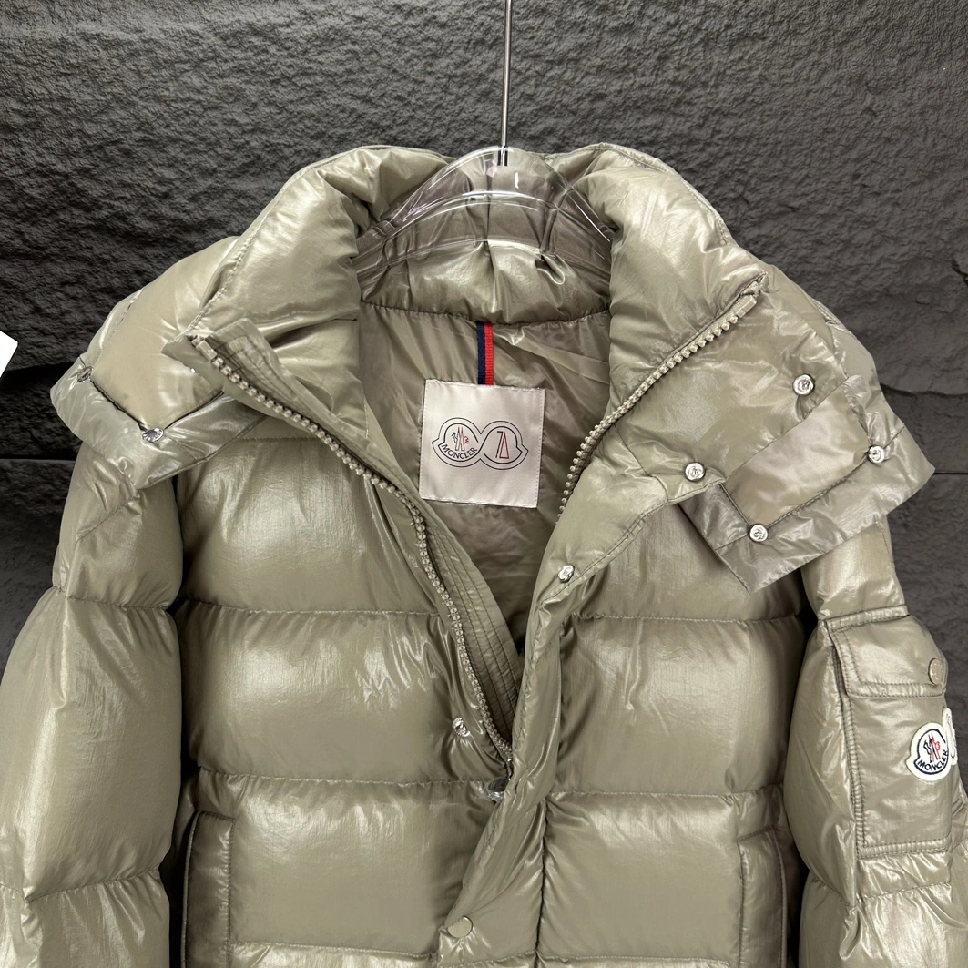 Bright 3421 Moncler Down Feather Coat Long Sleeved For Unisex