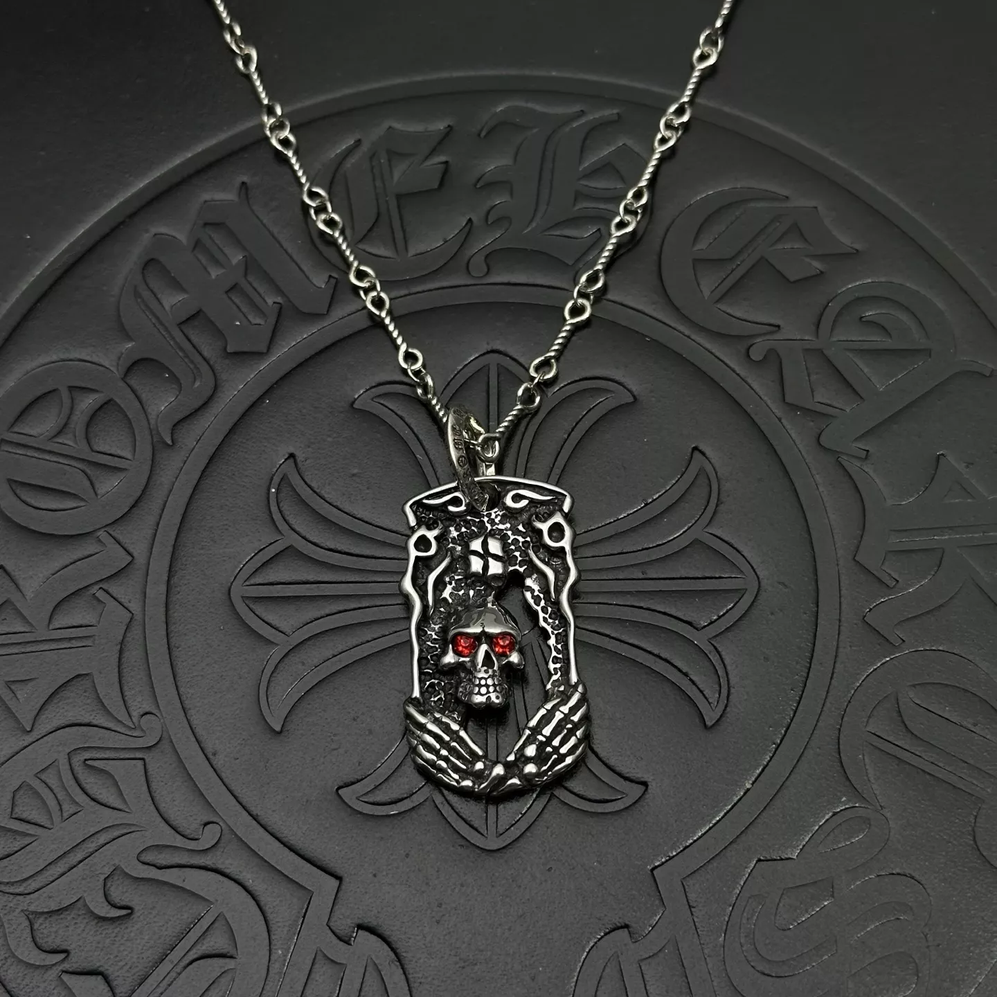 Bright 3469 Chrome Hearts Necklaces