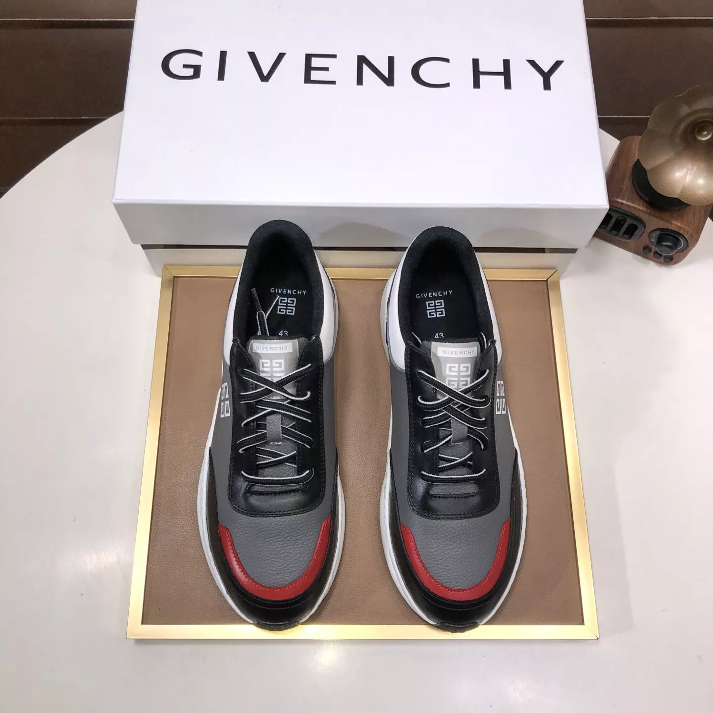 Bright 3512 Givenchy Casual Shoes For Men