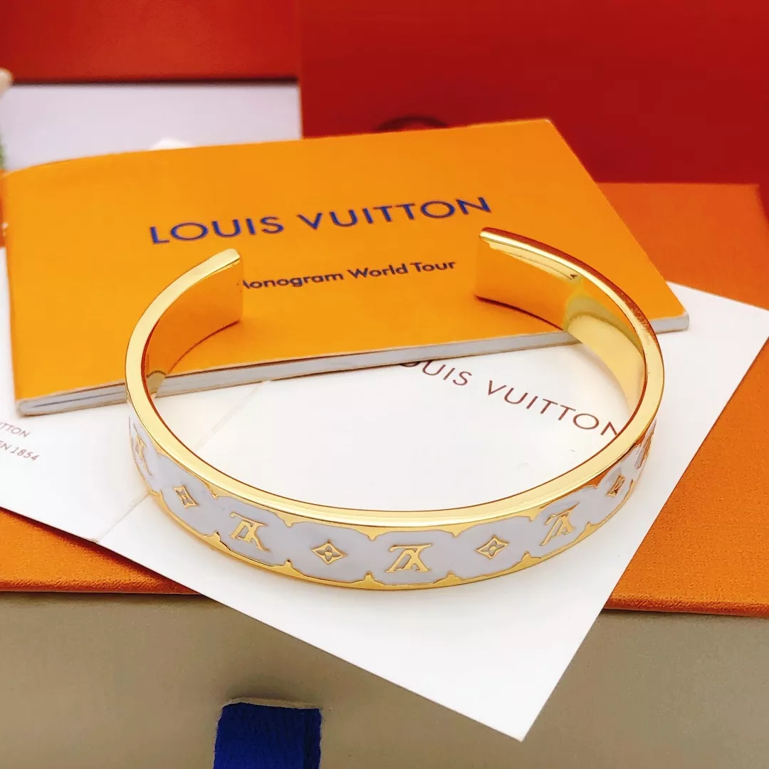 Bright 3613 Louis Vuitton LV Bracelets