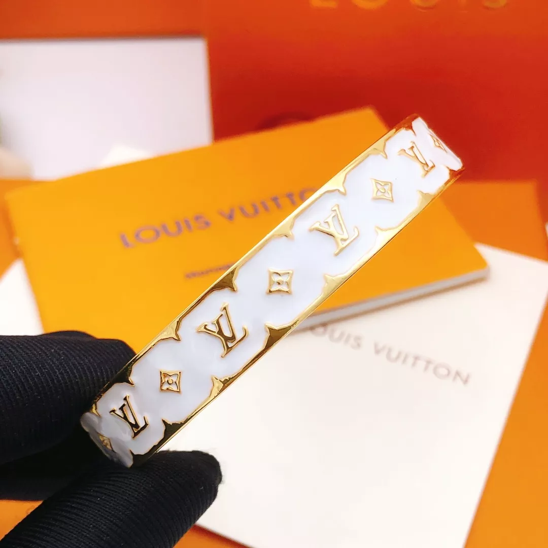 Bright 3613 Louis Vuitton LV Bracelets