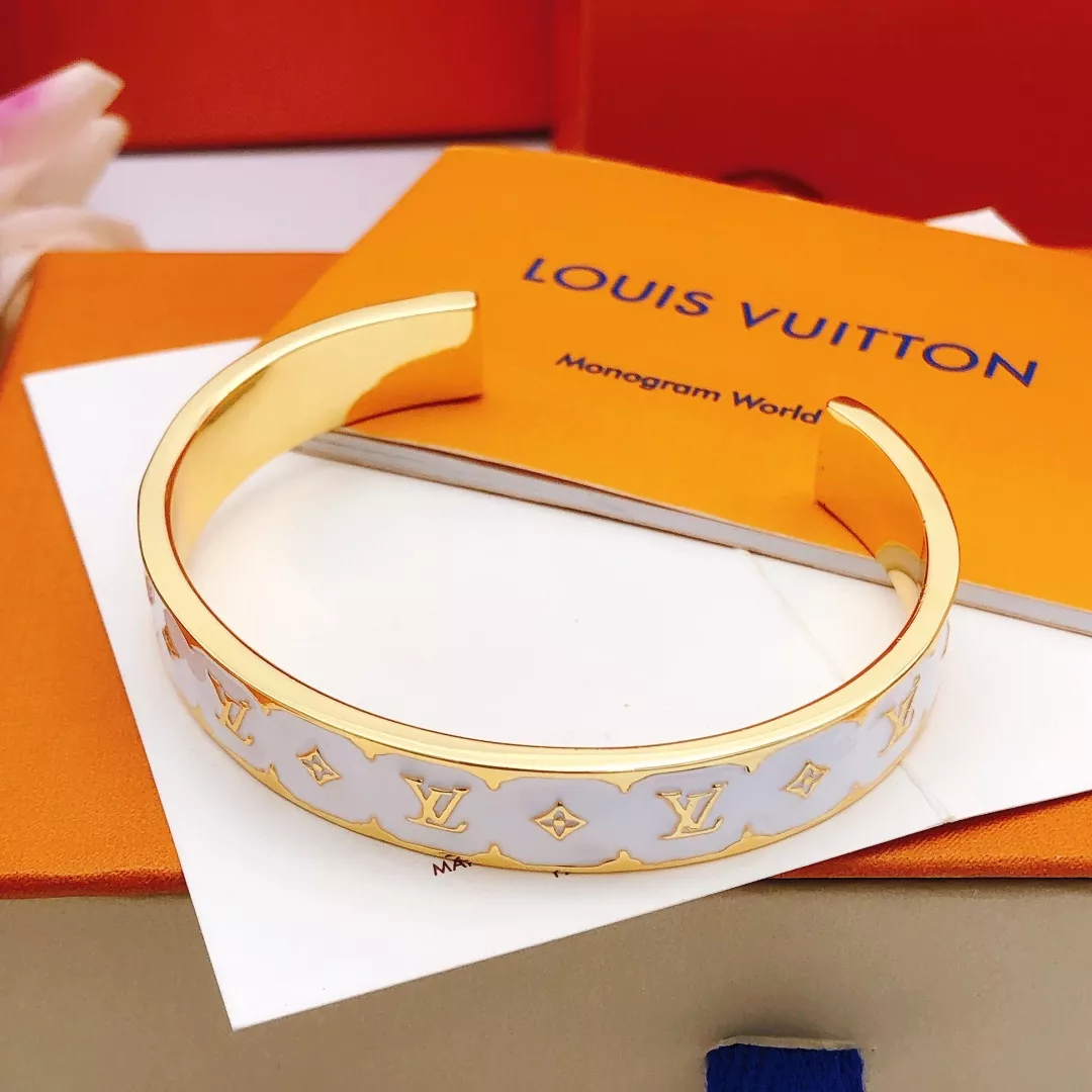 Bright 3613 Louis Vuitton LV Bracelets