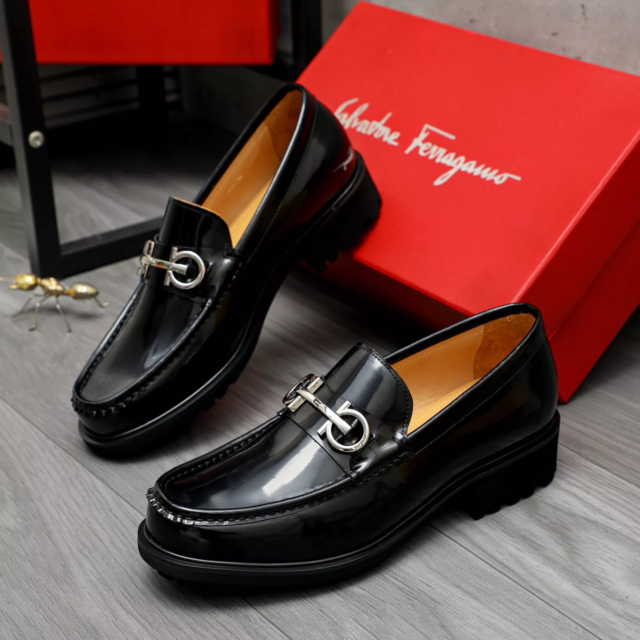 Bright 393 Salvatore Ferragamo Leather Shoes For Men