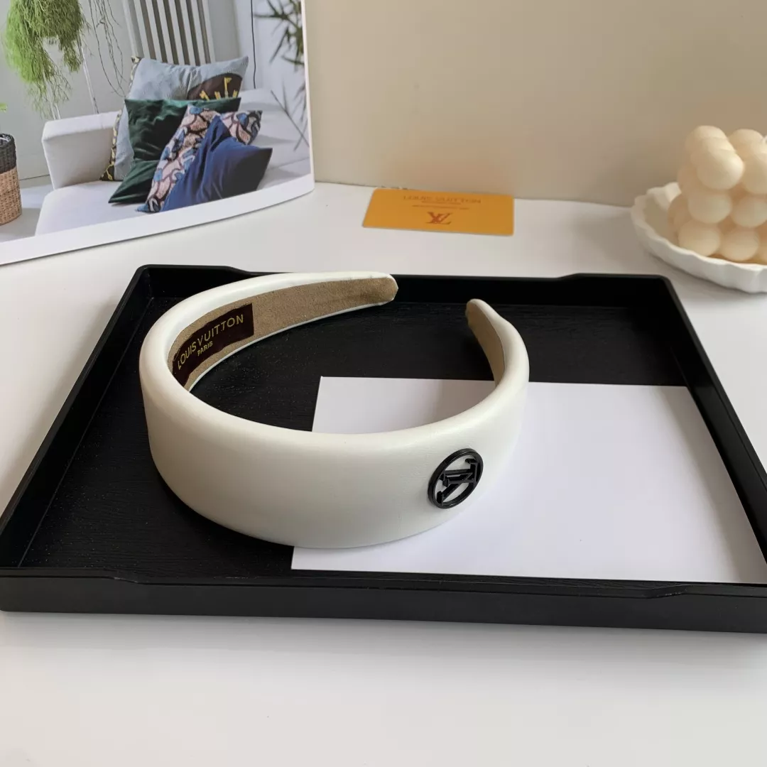 Bright 4200 Louis Vuitton LV Headband